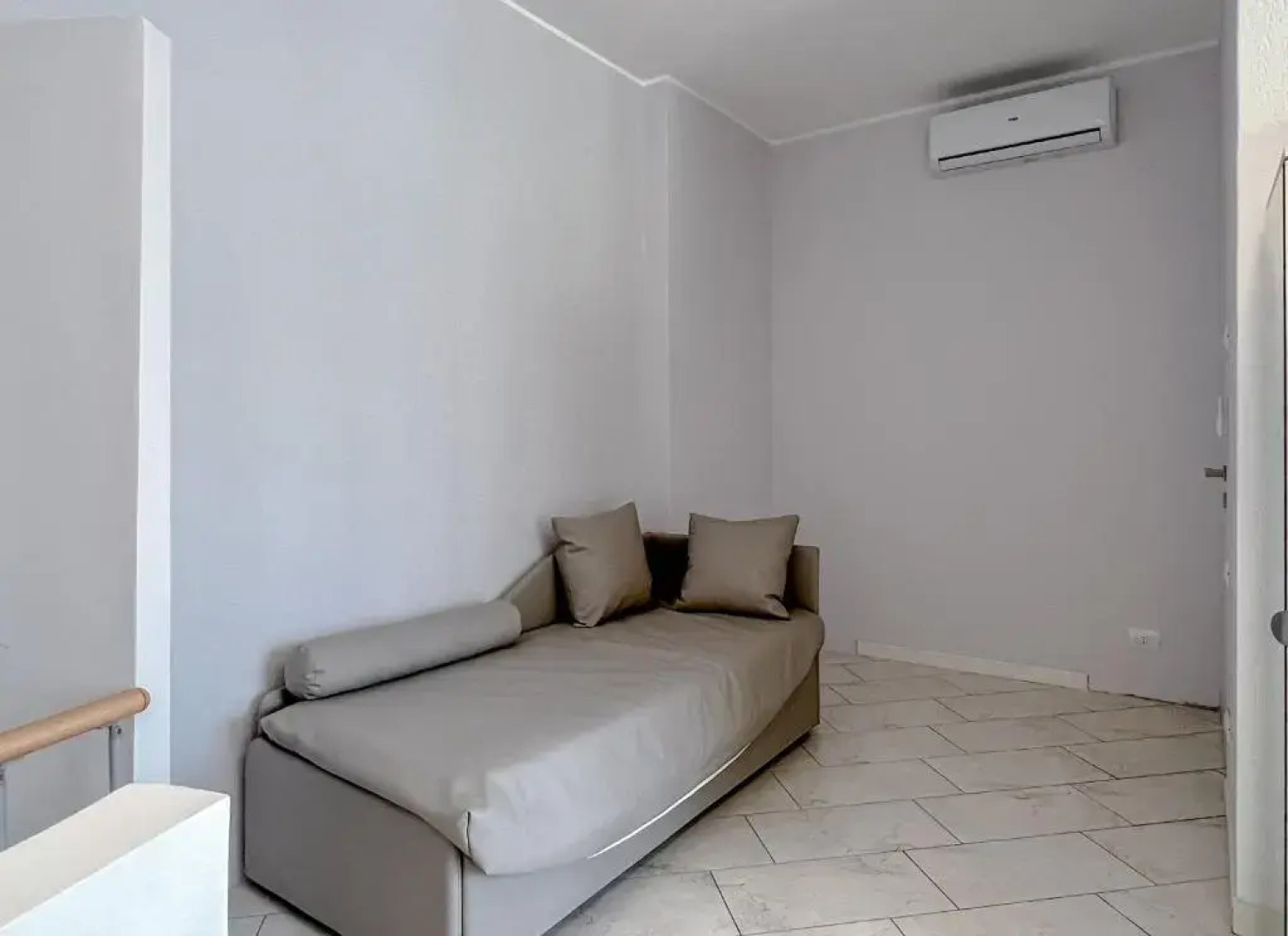 Appartamento in pineta con vista mare e piscina