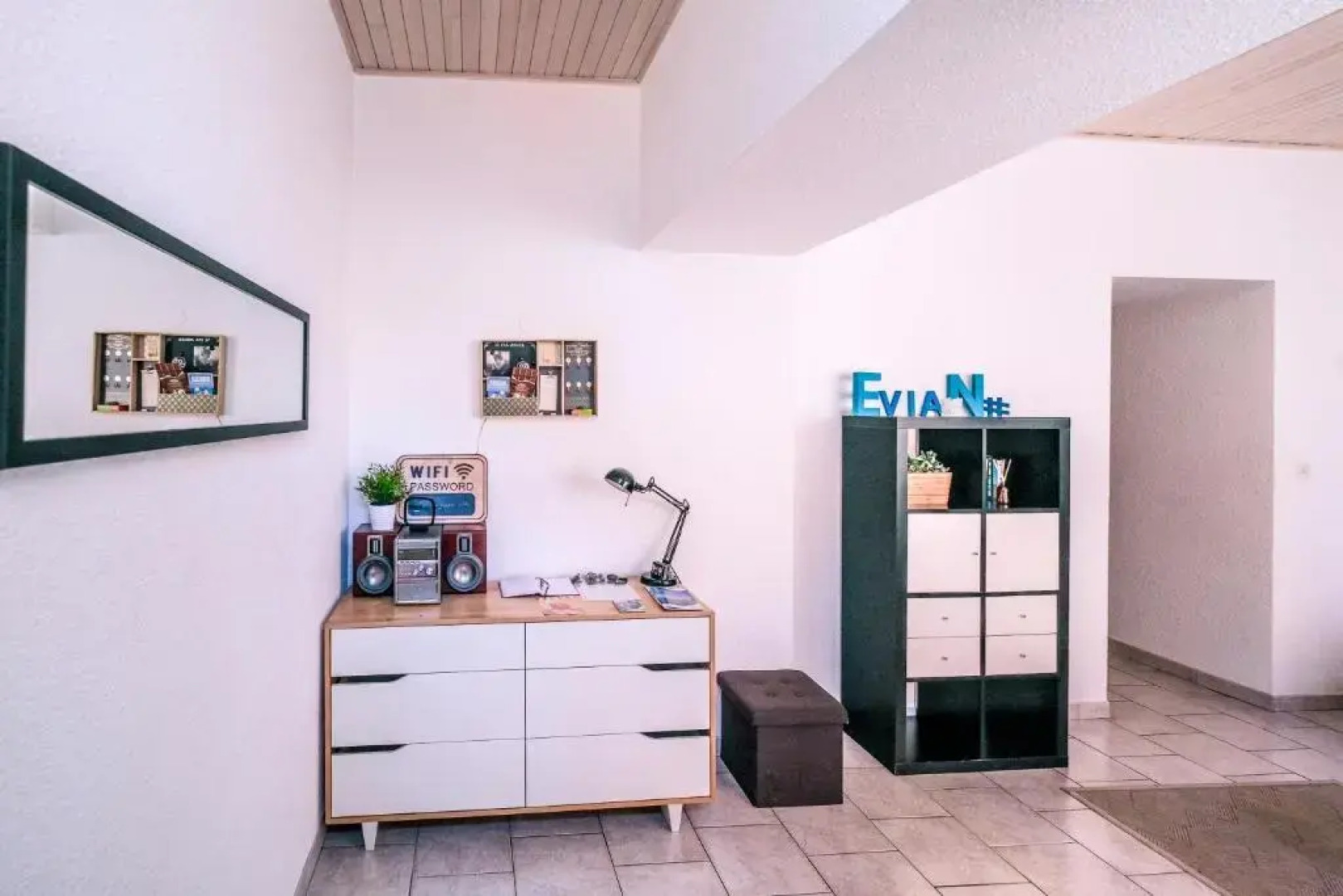 Pieds Dans L'eau - Lac Leman - 2 Min Evian - Spacieux