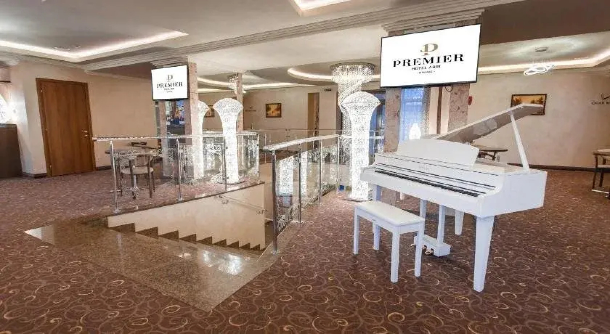 Отель Premier Abri