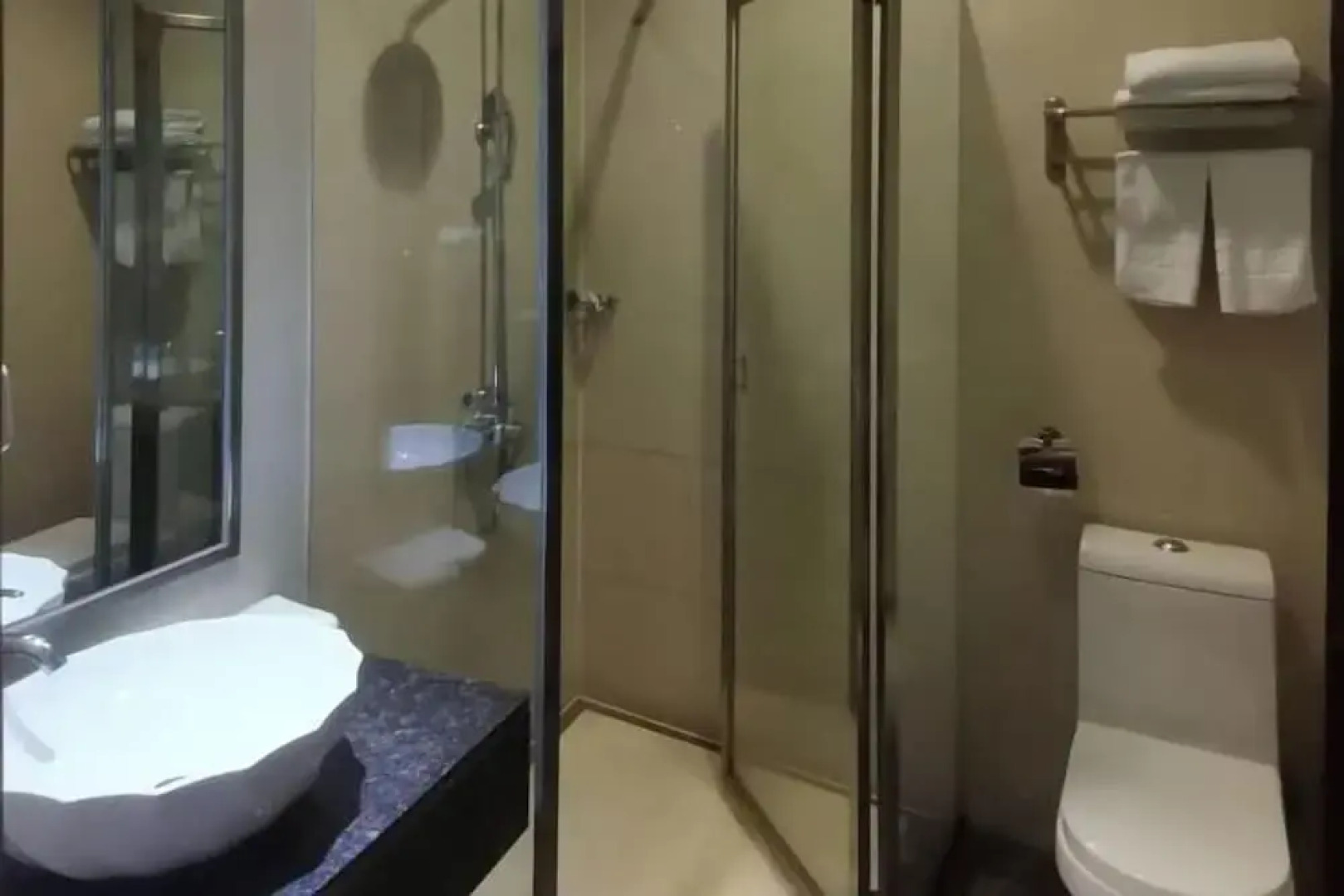 Huangguang Holiday Hotel