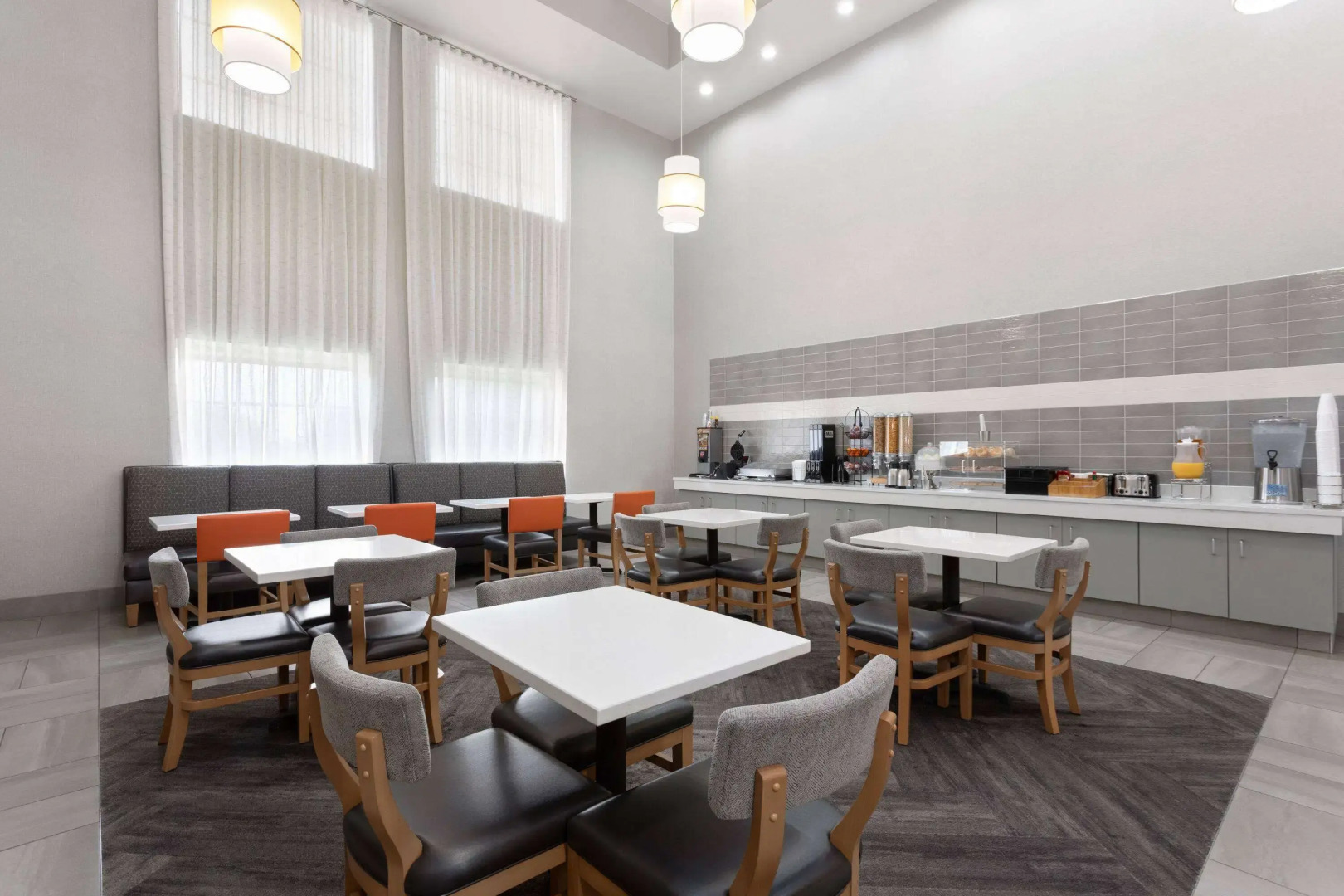 La Quinta Inn & Suites by Wyndham Ft. Pierce