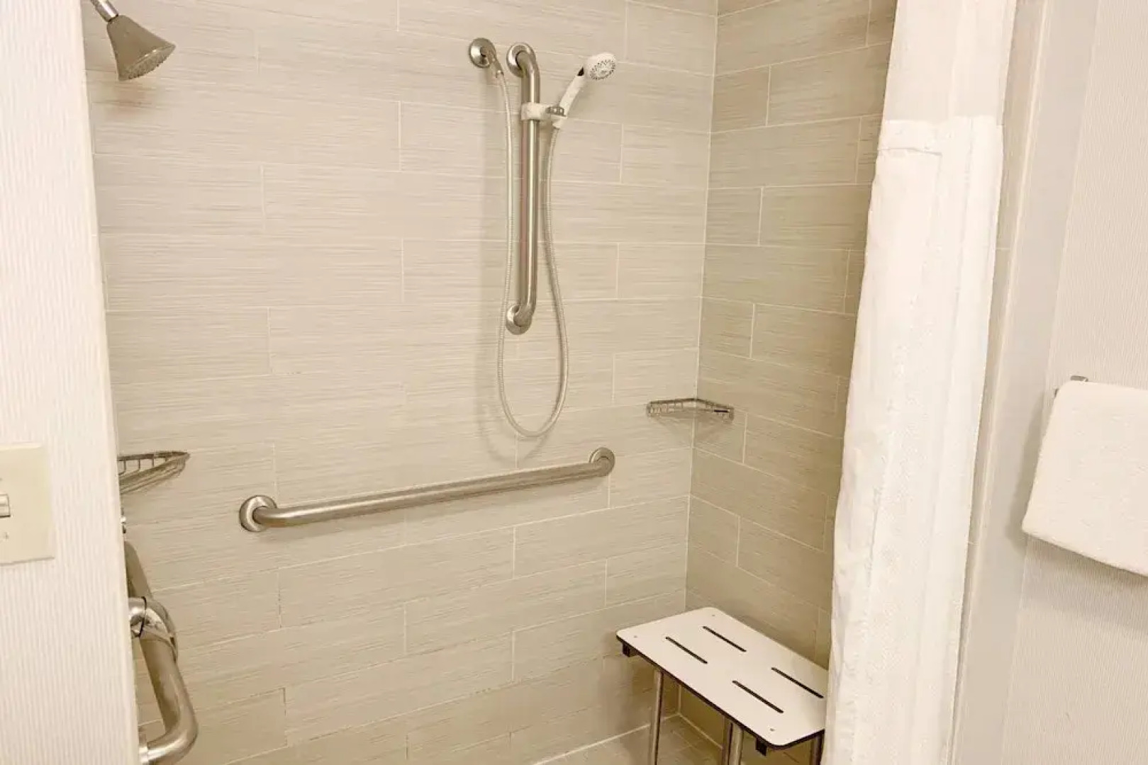 Courtyard by Marriott Cleveland Westlake