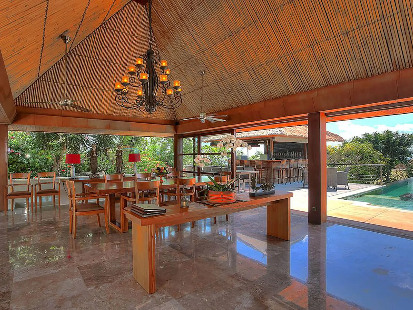 Villa Indah Manis - Bulan Madu