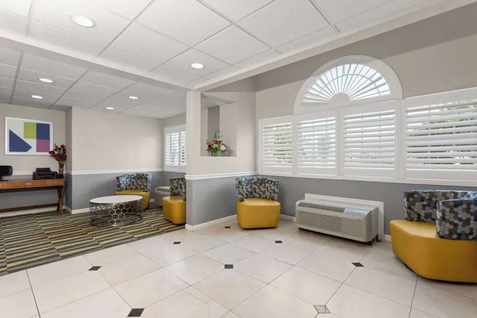 Microtel Inn & Suites Panama C