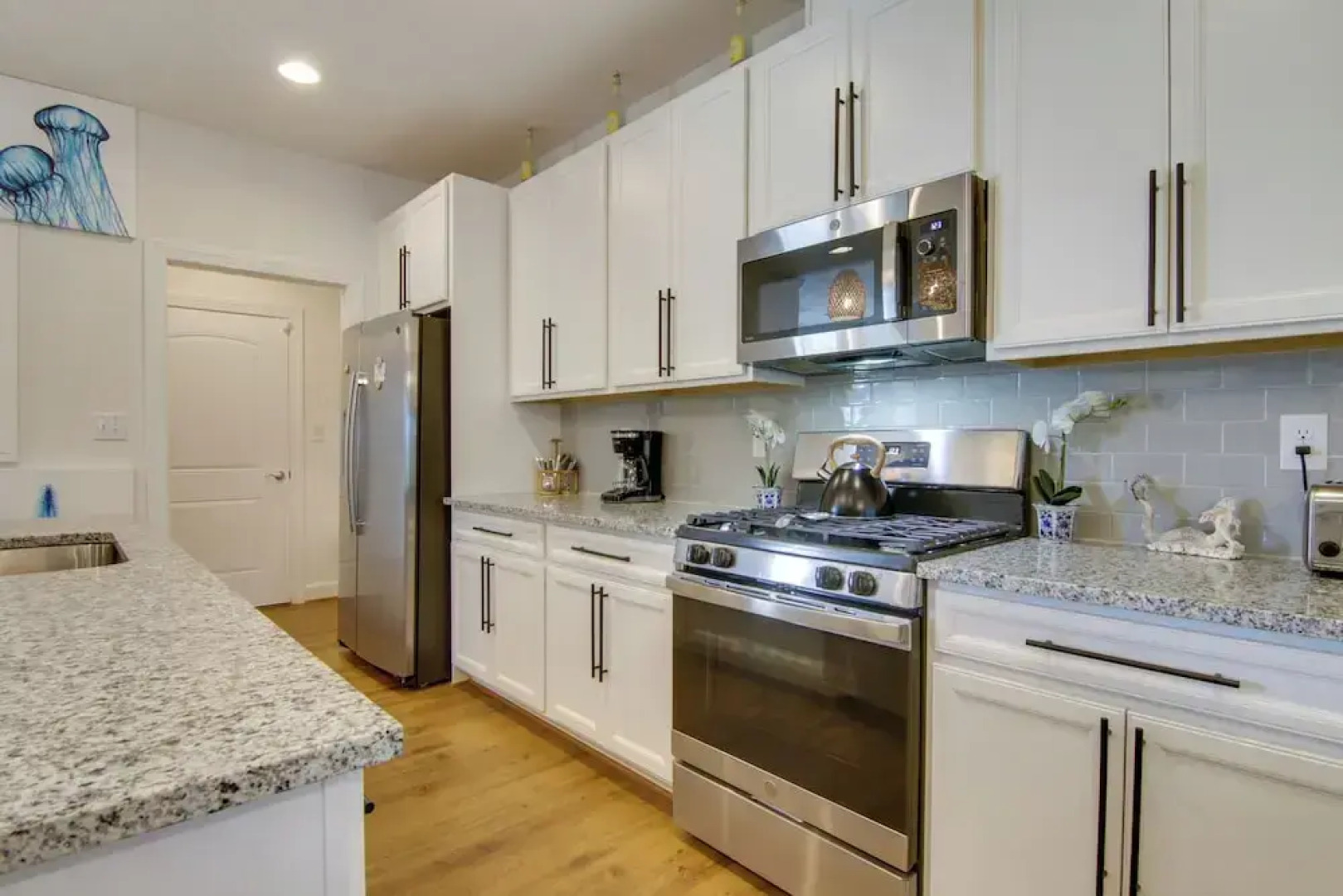 Ocean View Home w/ Beach Shuttle, 5 Mi to Coast!