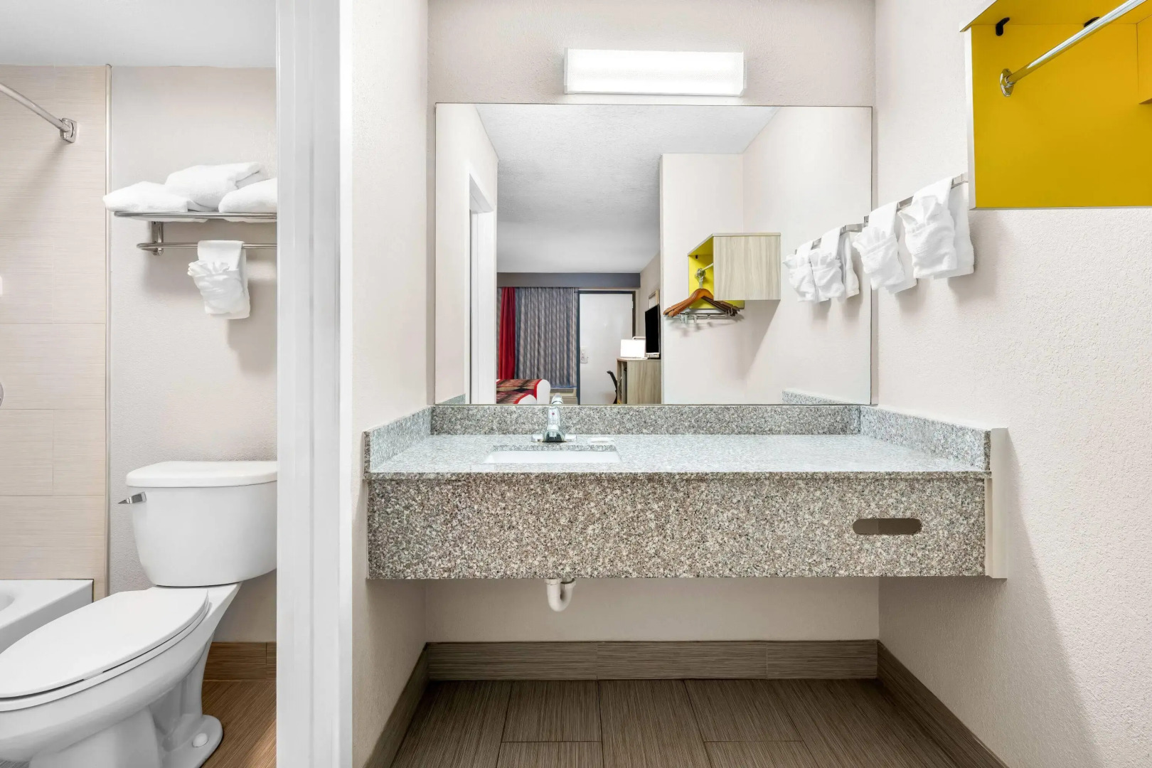 Days Inn by Wyndham Hoover Birmingham