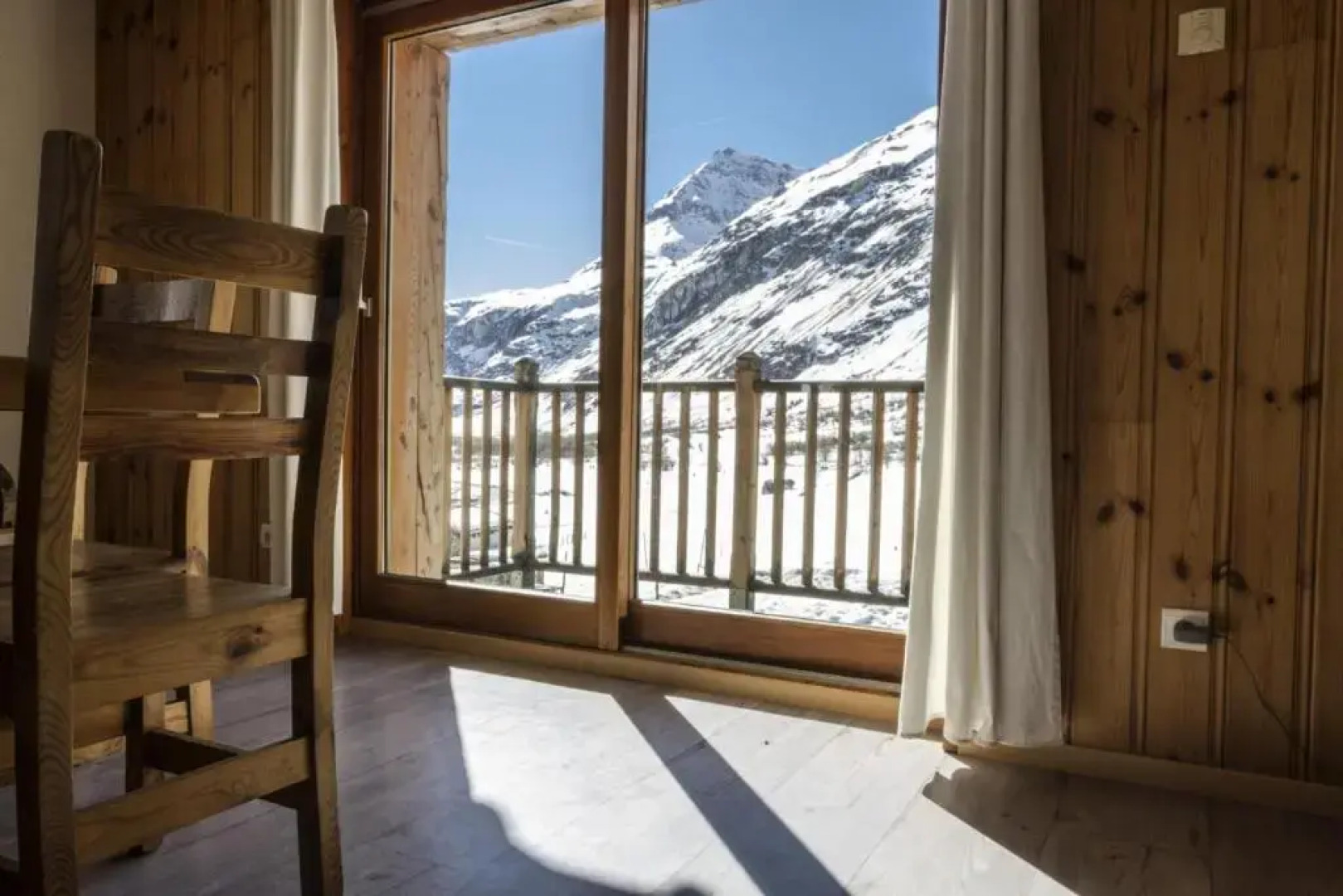 Bel Appartement Dans Chalet Traditionnel A Bonneval Sur Arc 84924