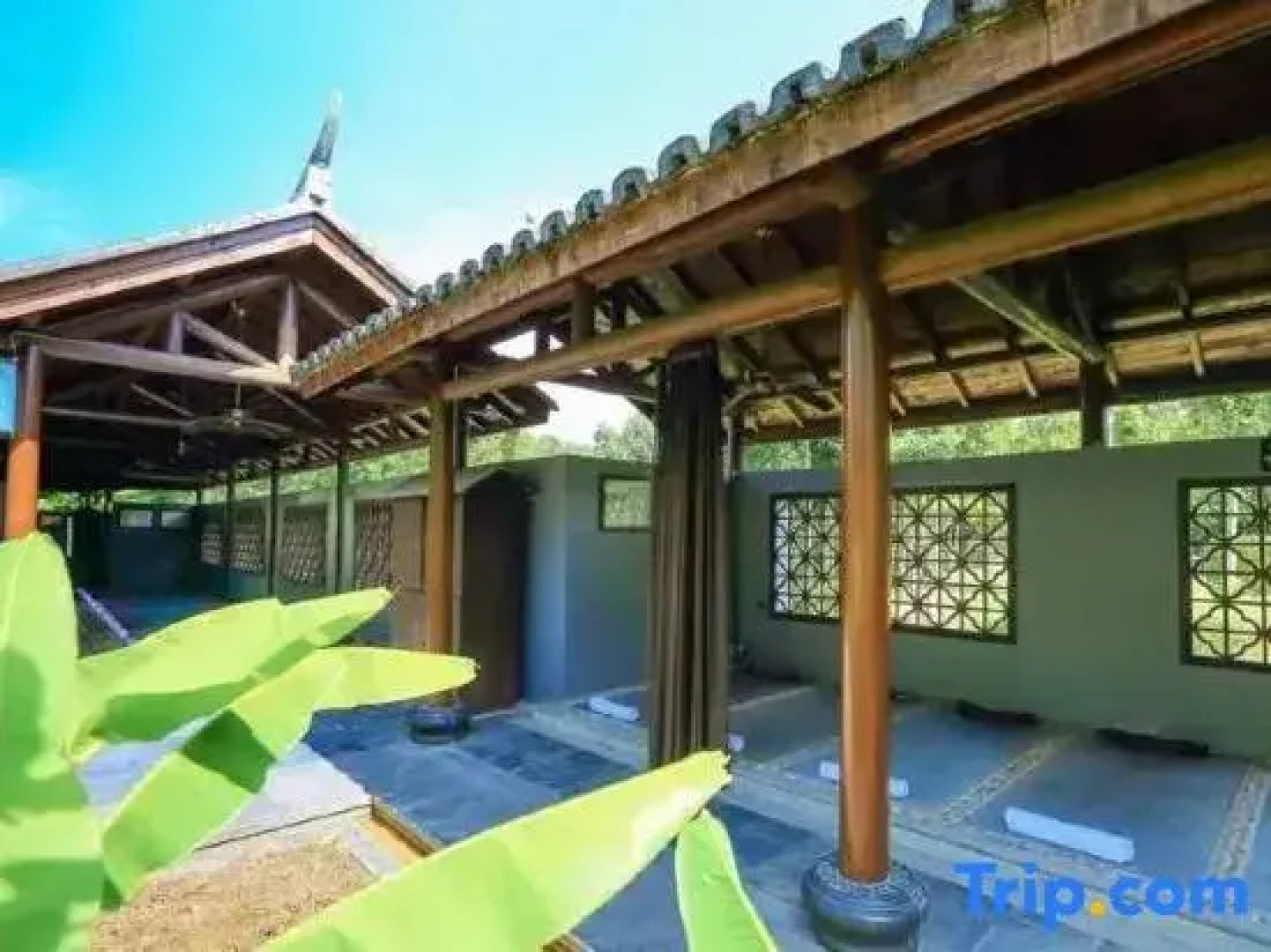 Longyan Liancheng Tianyi Hotsprings Resort