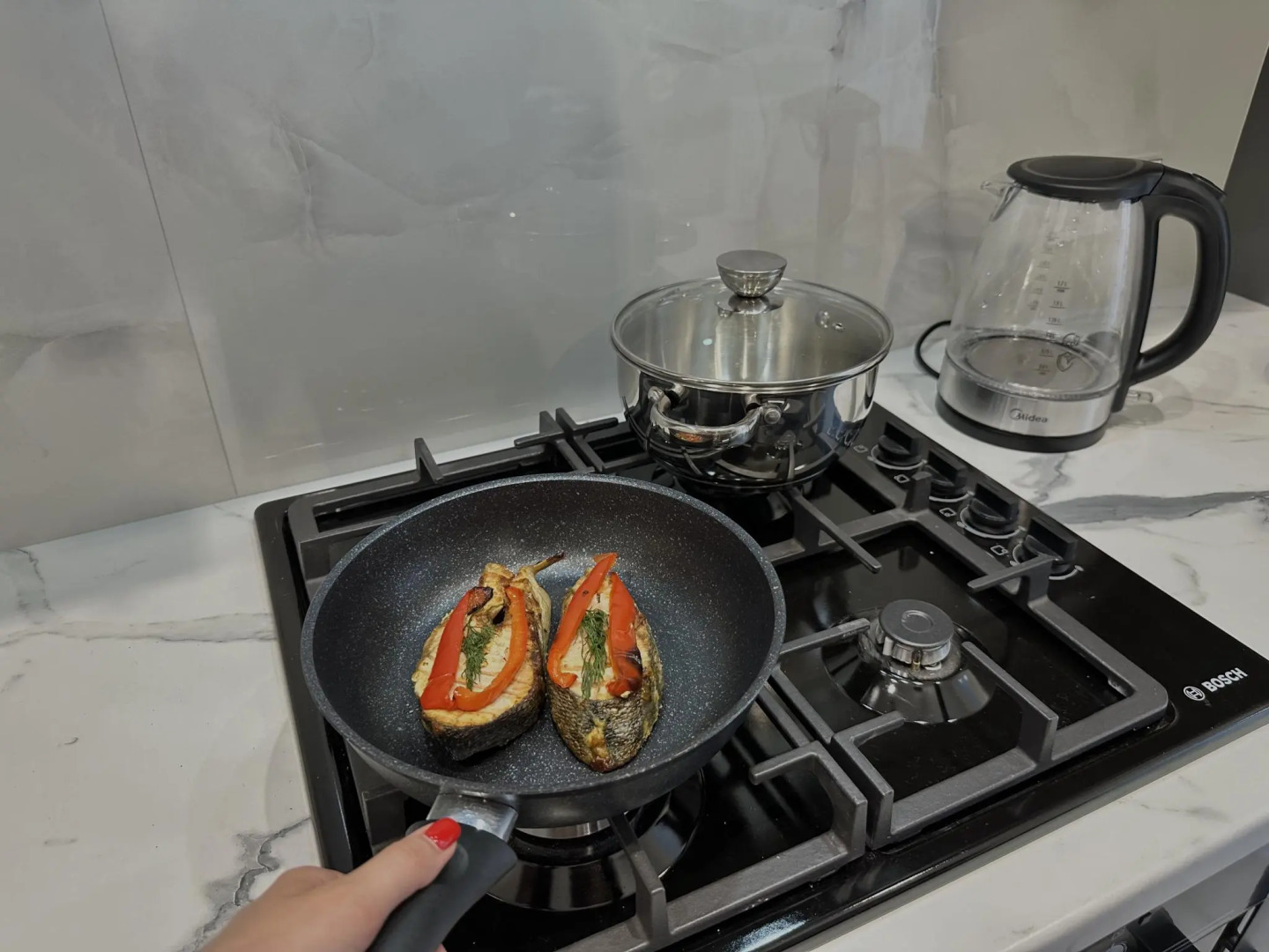 Aura на улице Весенняя 21Ж