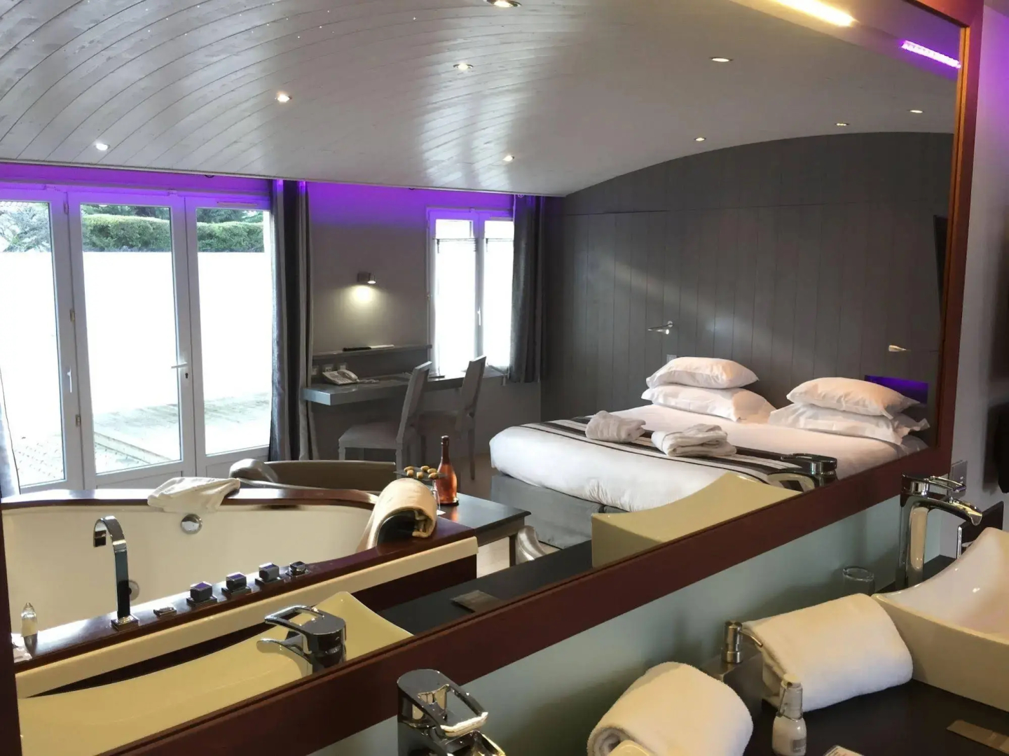 Elégance Suites Hôtel - Île de Ré