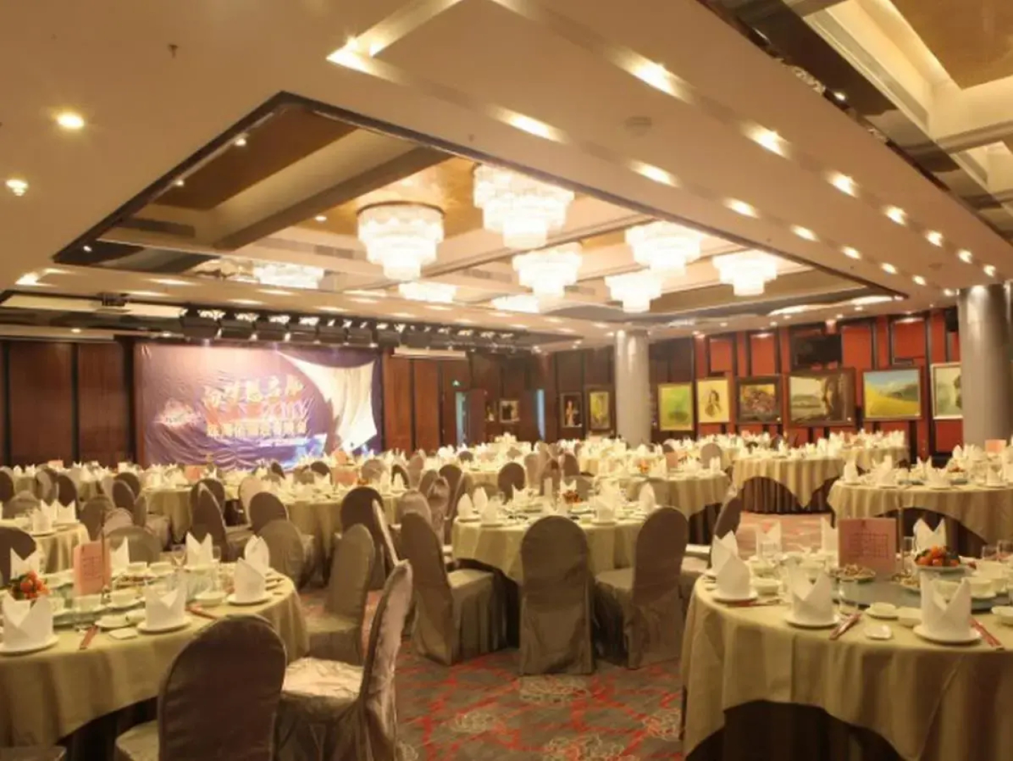 Fortune Century Hotel