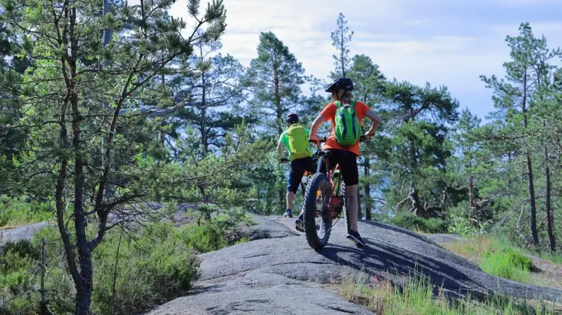 Haltia Lake Lodge nature boutique hotel & glamping