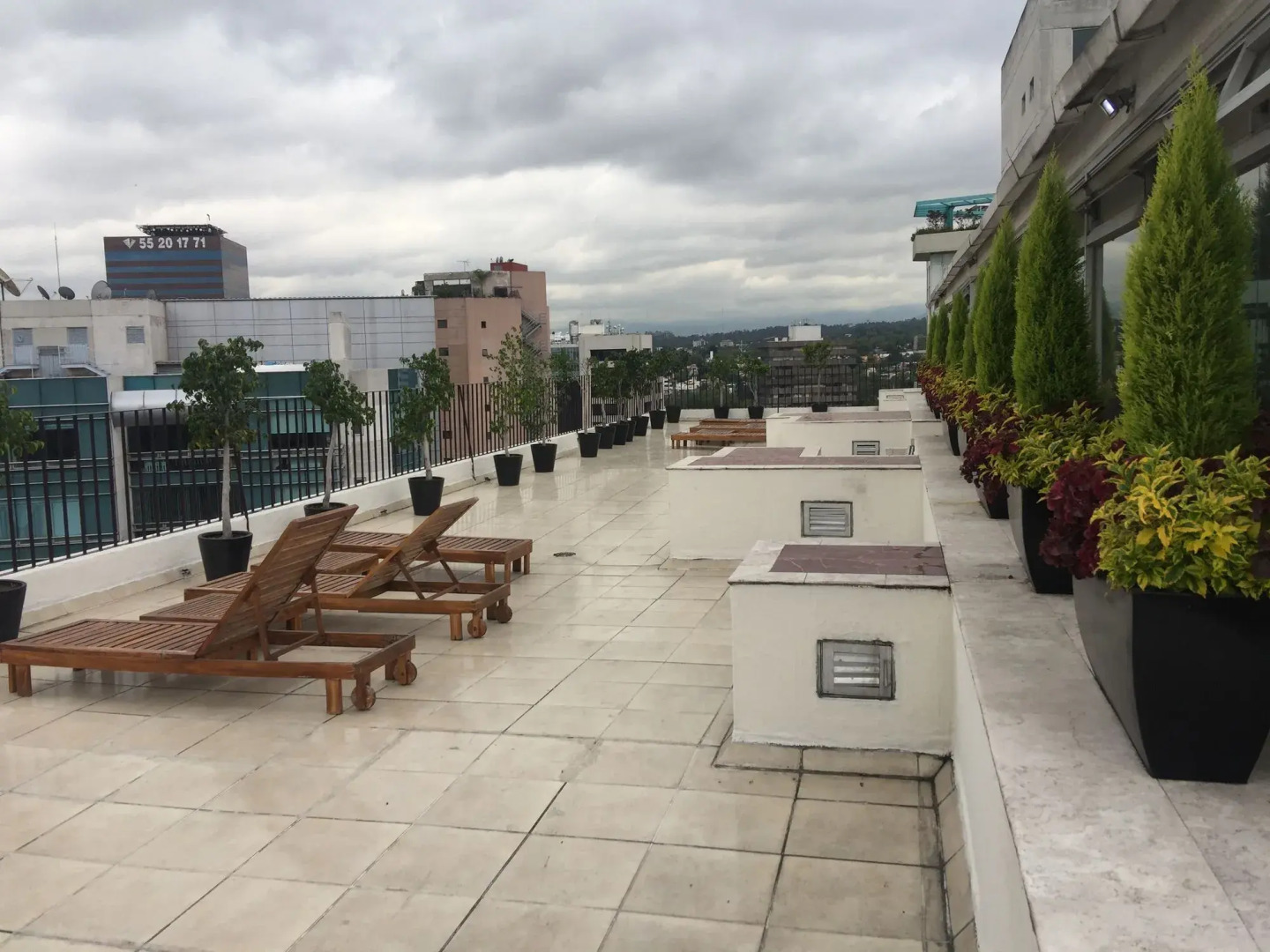 St Isidro Suites Corporate Housing SPA & Wellness Center