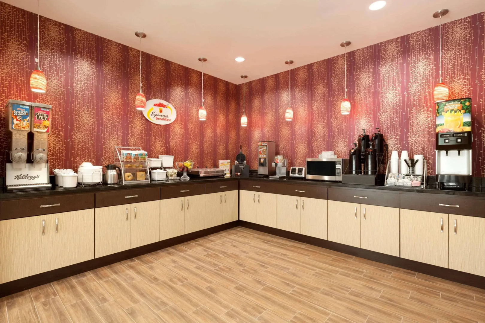 Super 8 by Wyndham Carrizo Springs