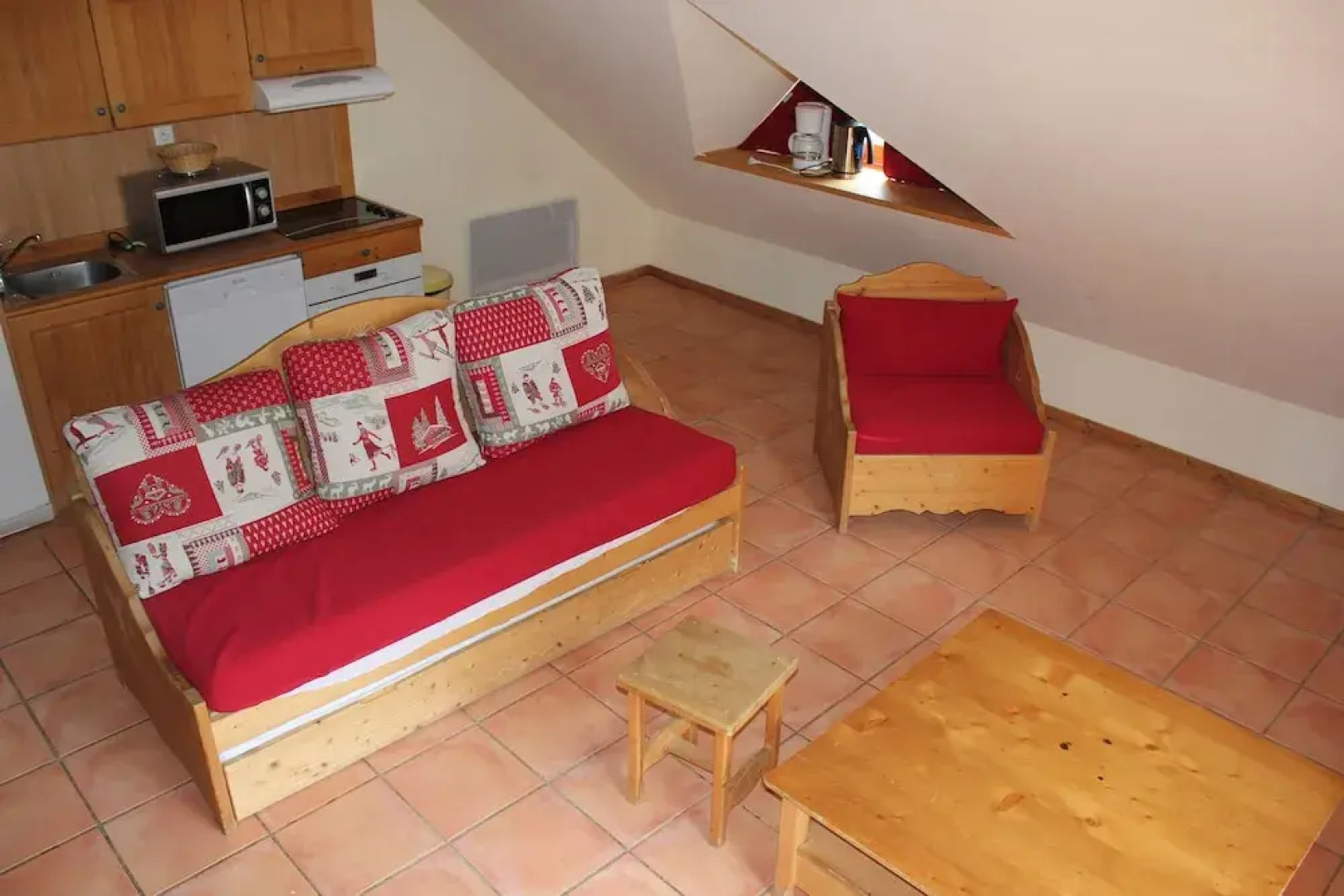 Praroustan by Actisource