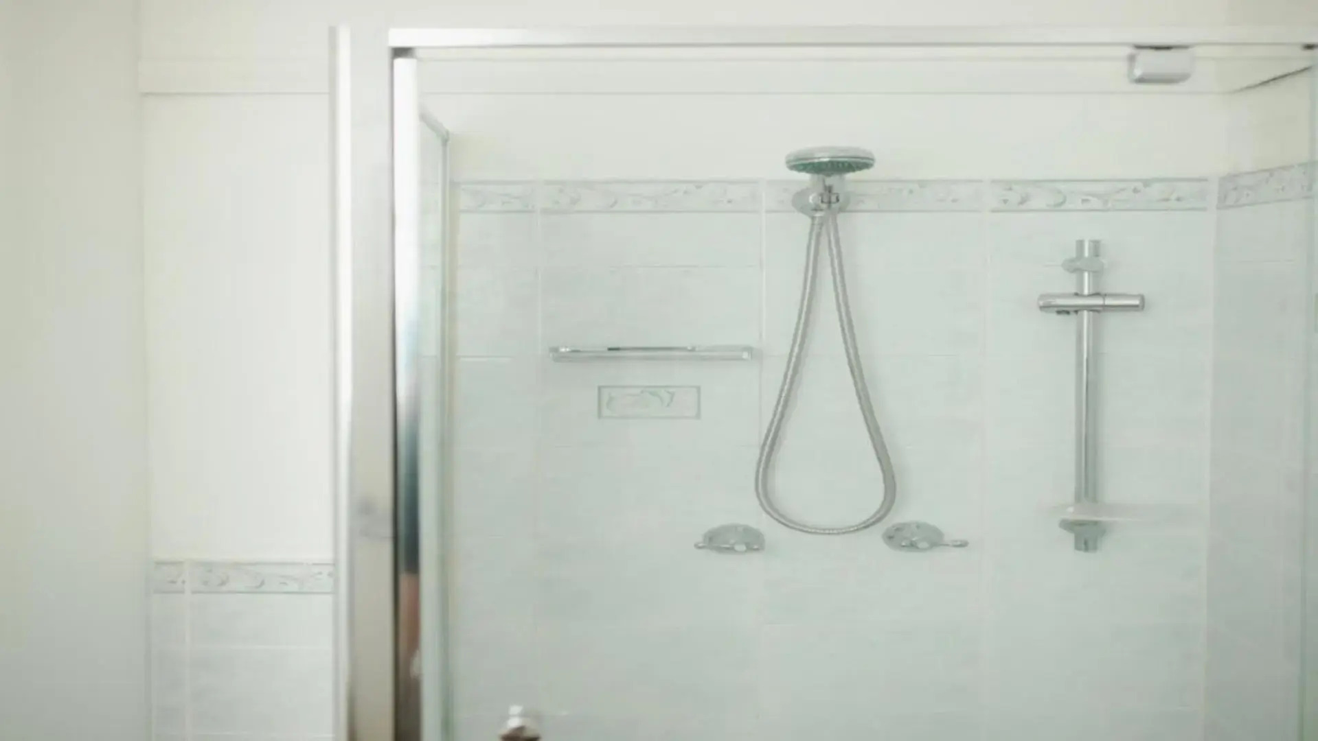 Sussex House Caravan Park