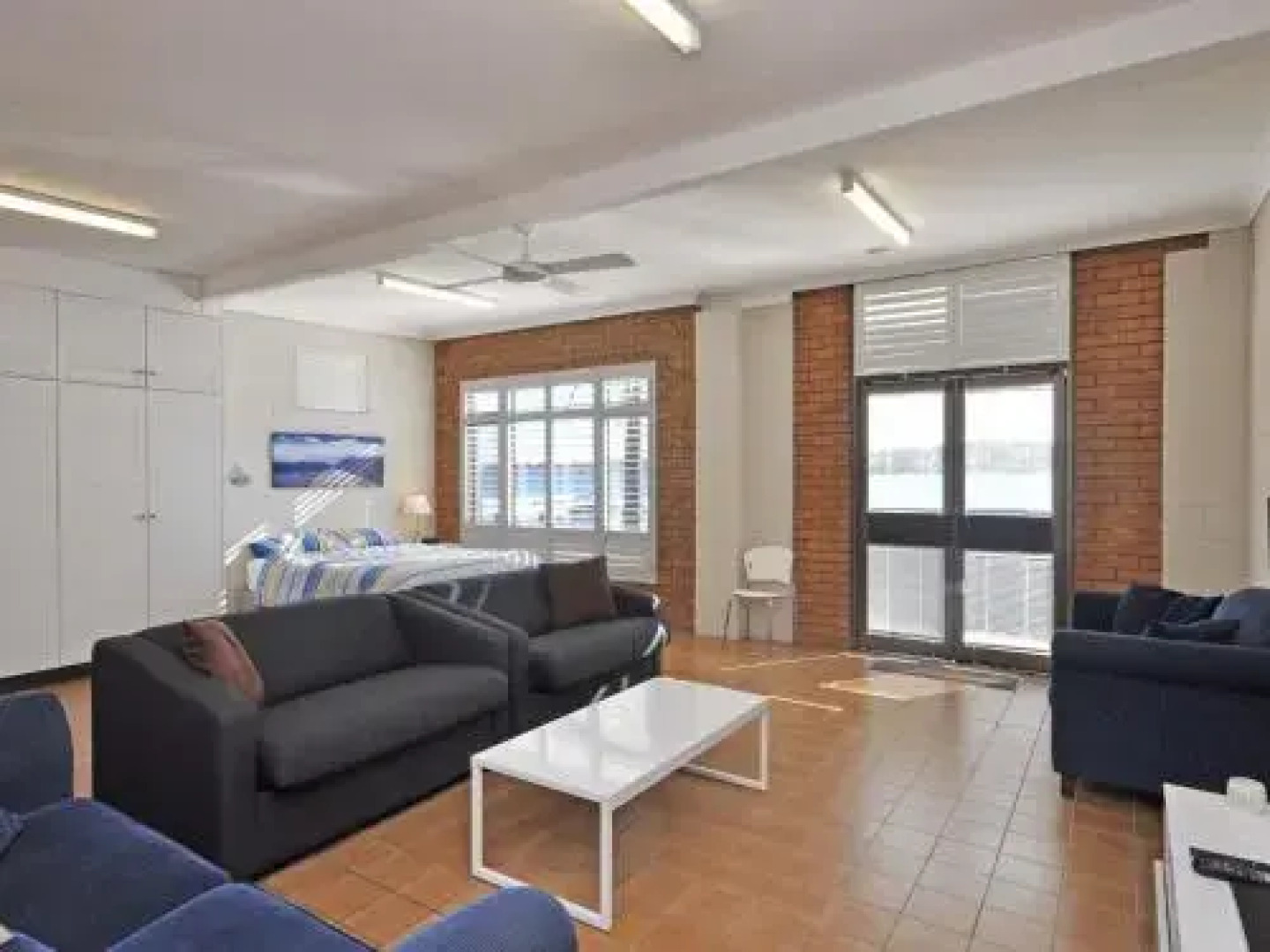 The Studio on the Lake @ Fishing Point, Lake Macquarie - honestly put the line in and catch fish