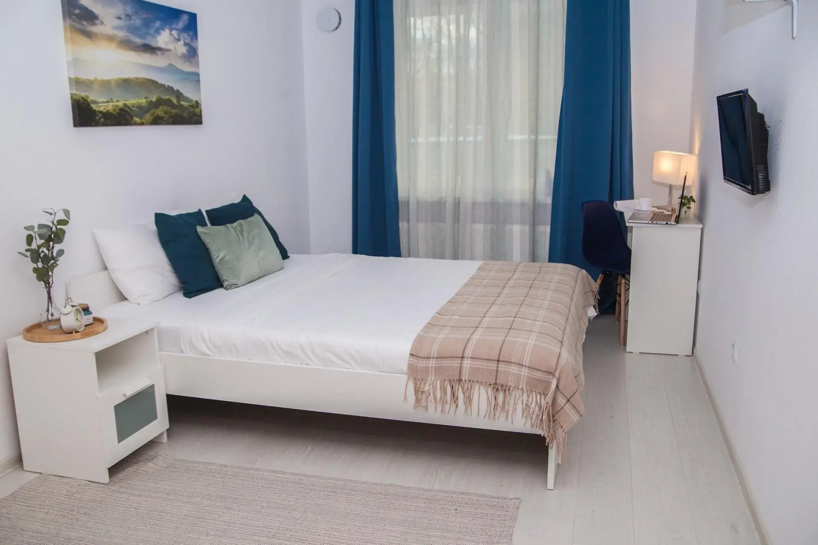 Апартаменты на улице Еремеева 38