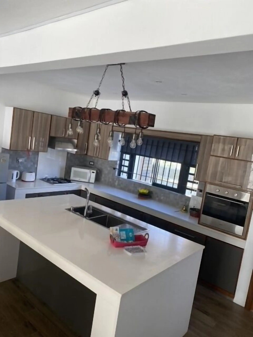 Beautiful House With Private Pool in Mauritius