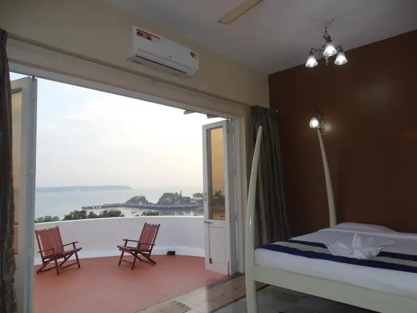 Ocean Heights Home Stay