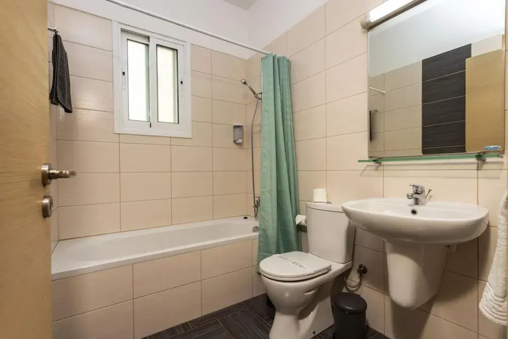 Bay View Gardens Apt 3