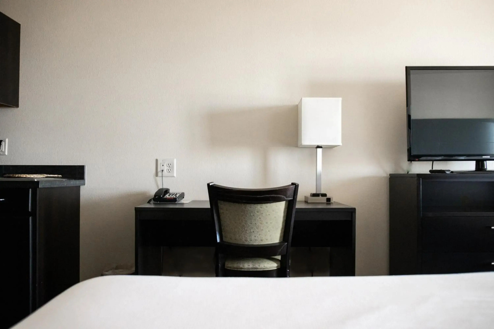 Black Gold Suites Stanley