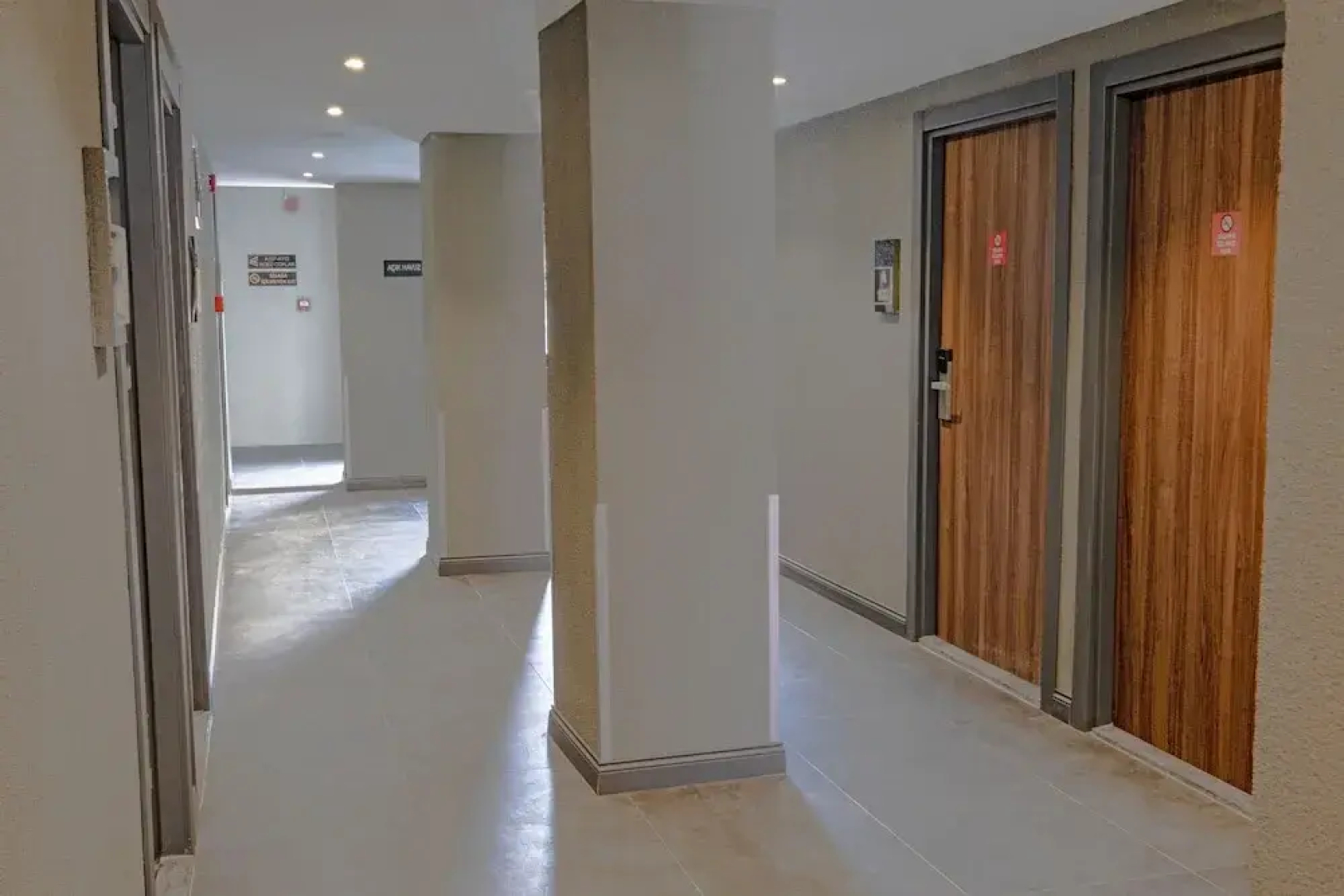 Candarli Iseo Hotel