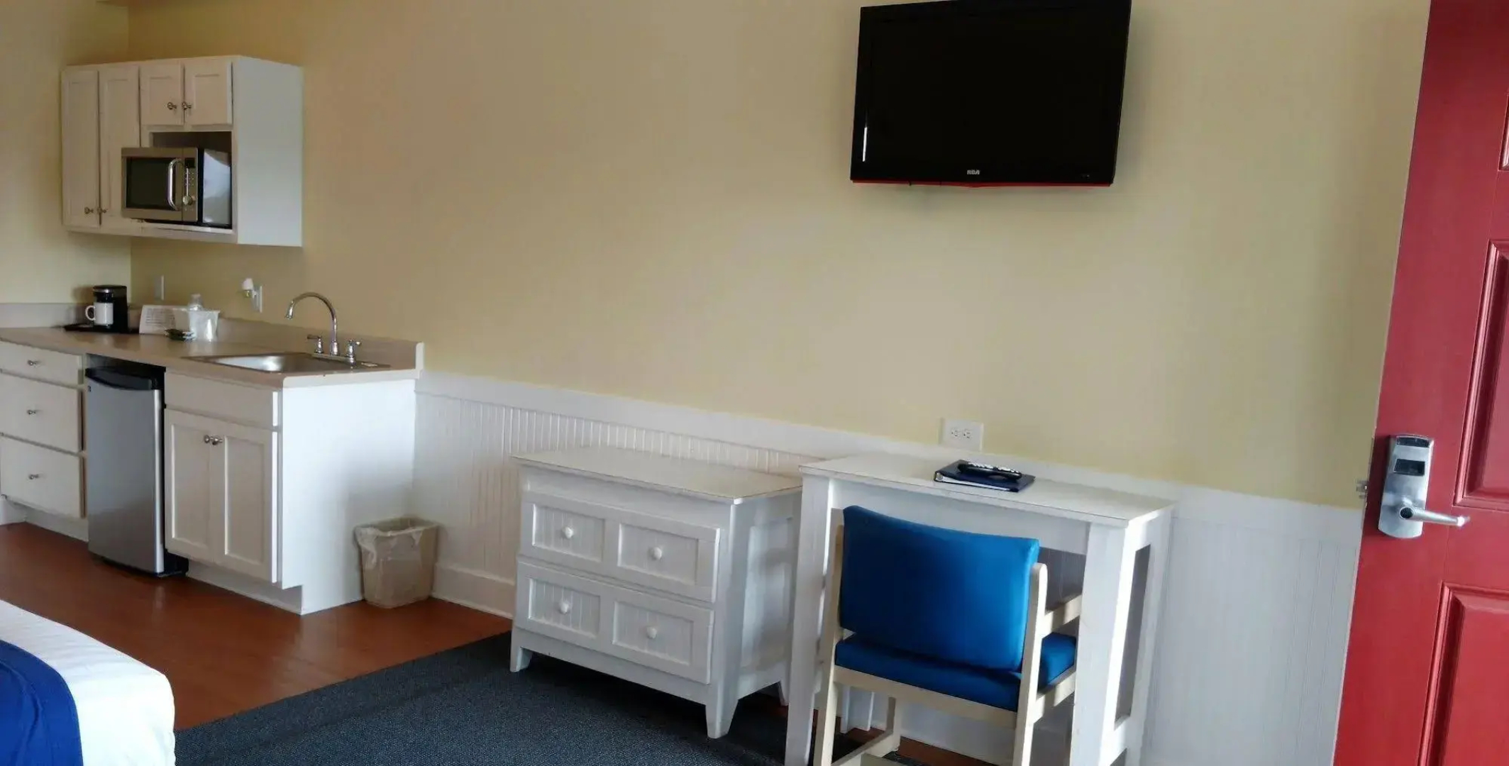 Topsail Shores Inn