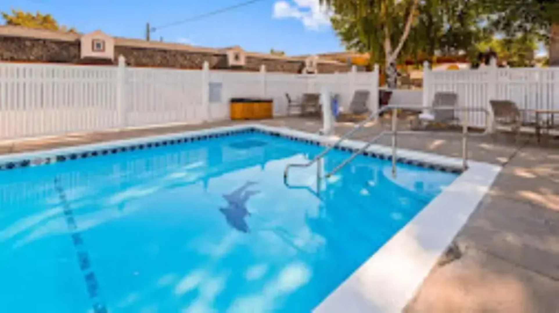 Townhouse Motel