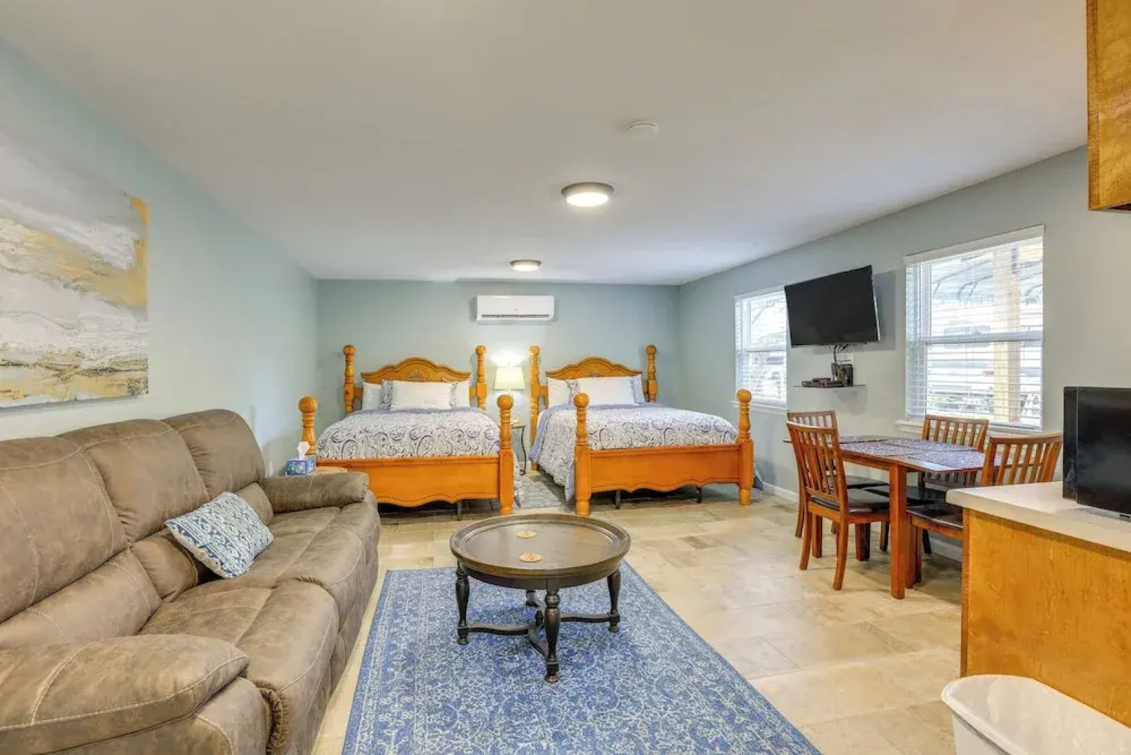 Near Steinhatchee River: Studio w/ Screened Porch!