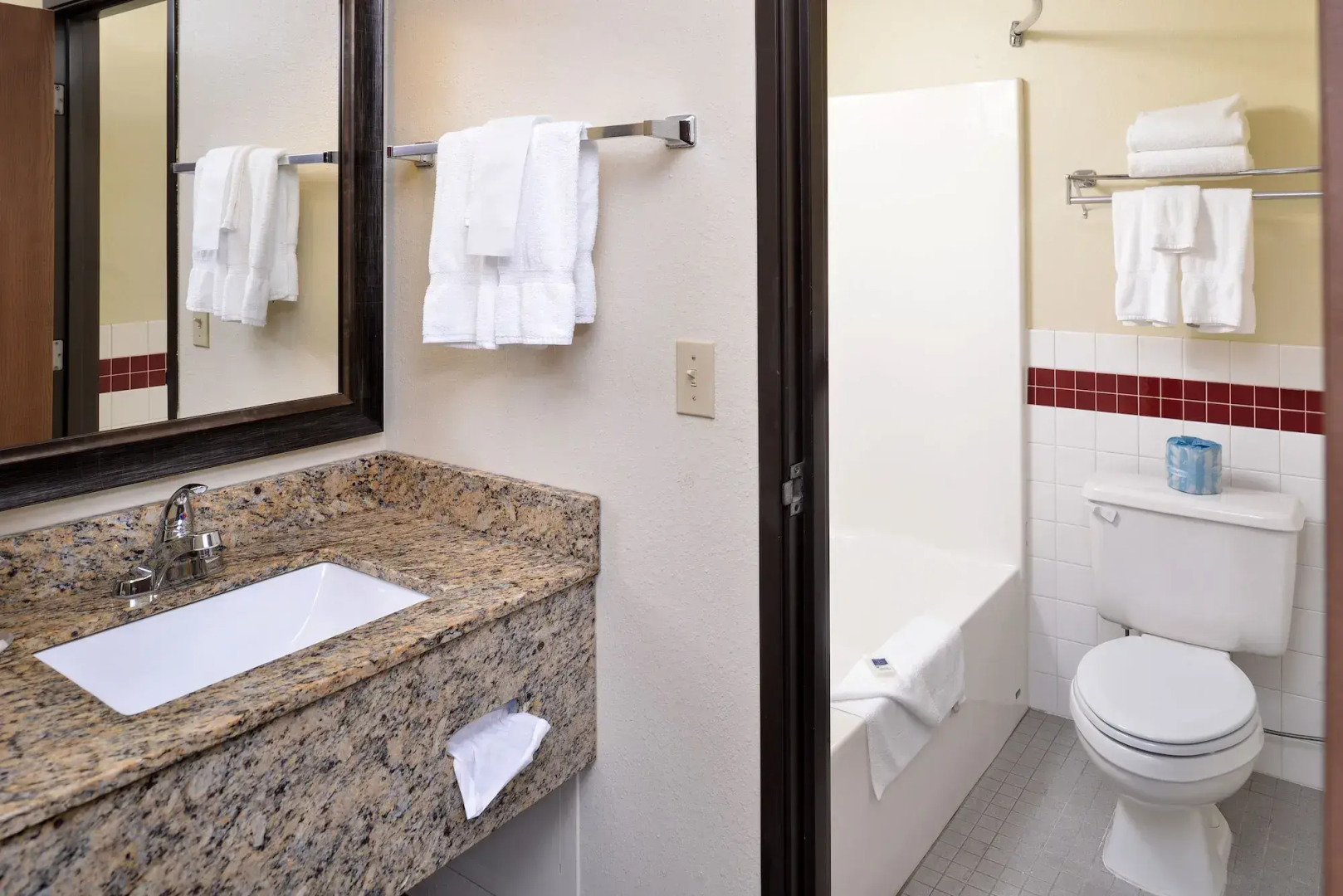 AmericInn by Wyndham Baudette