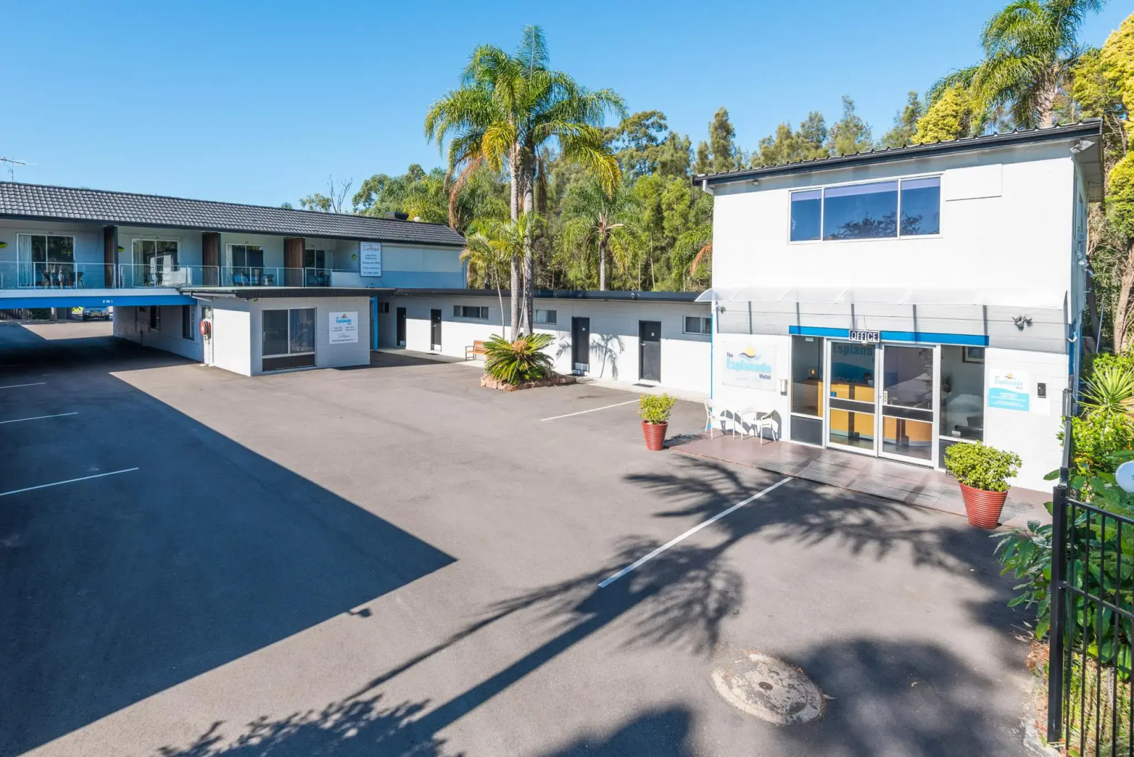 The Esplanade Motel