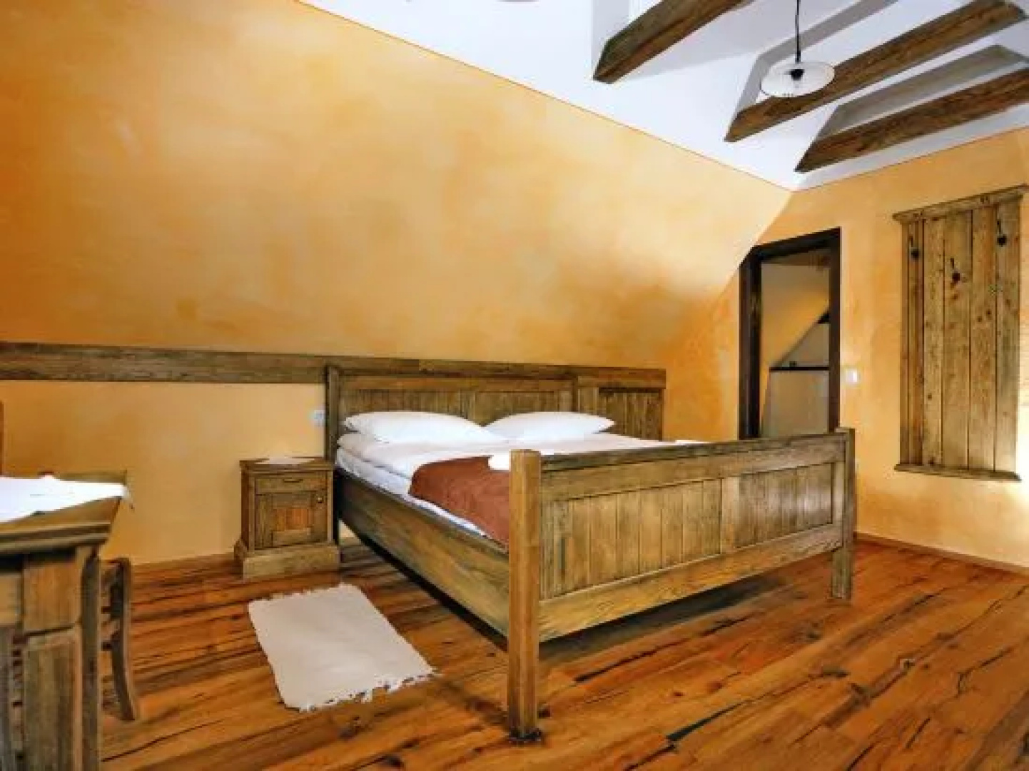 Rooms Pomona