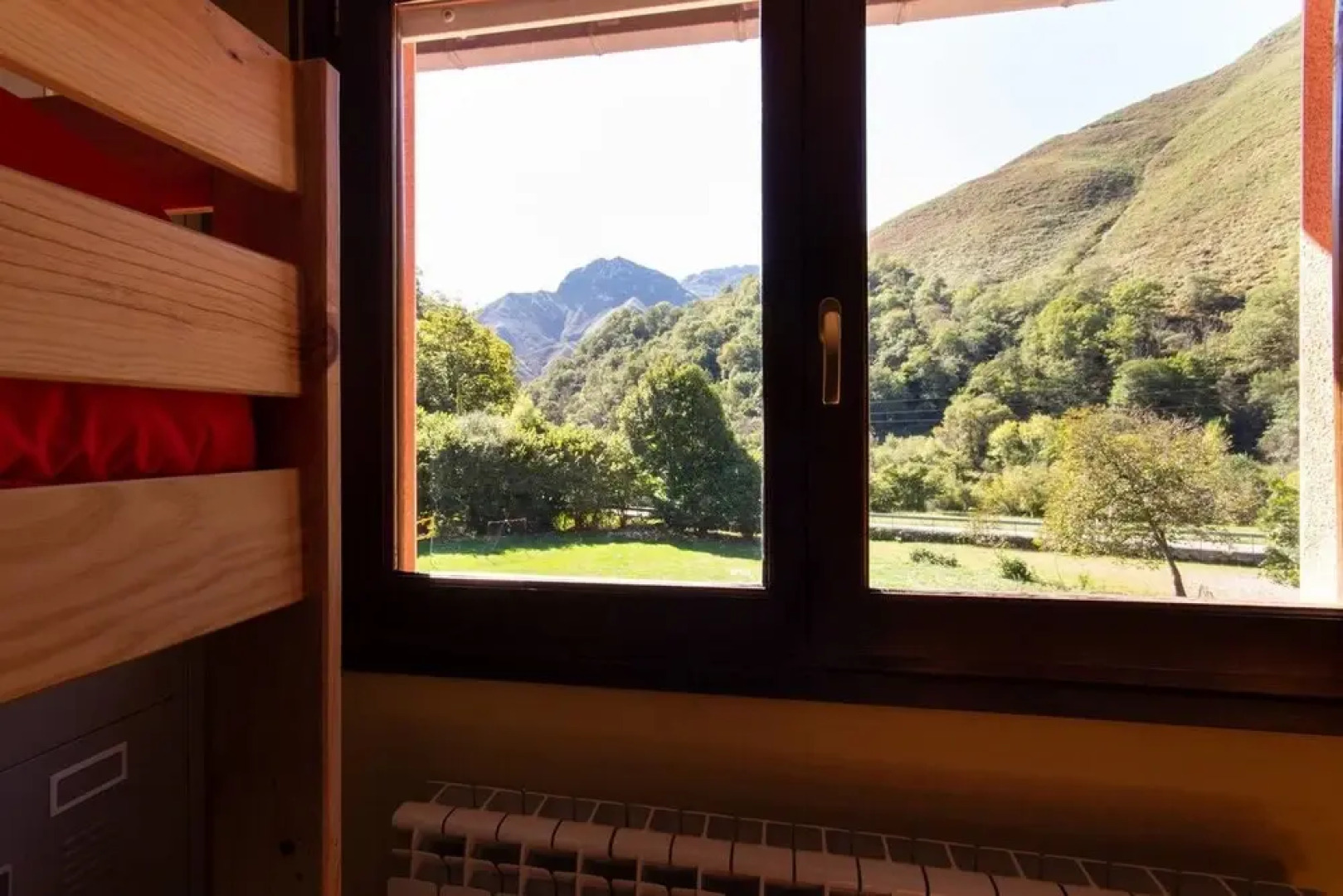 Albergue Los Avellanos - Hostel