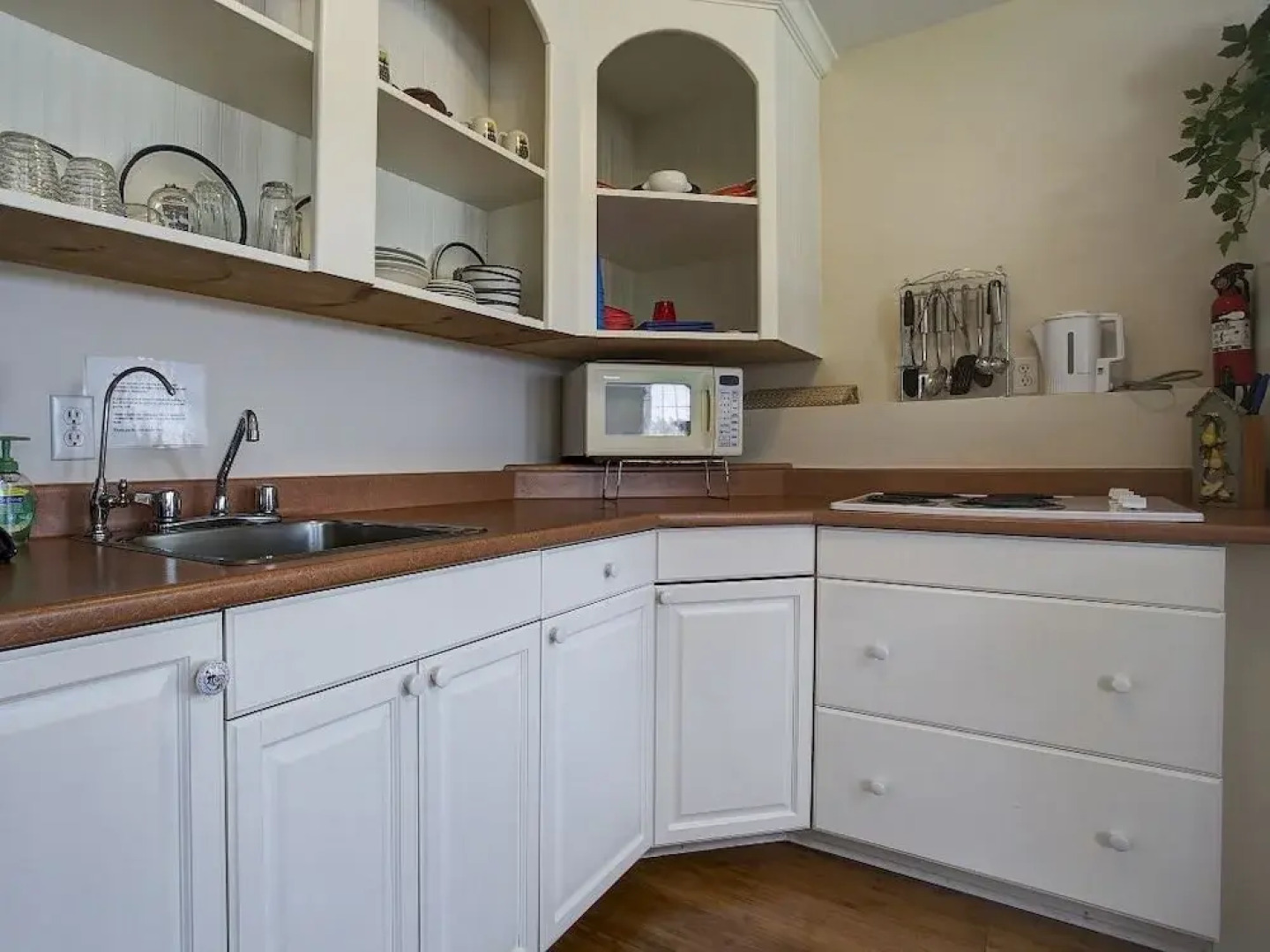 Rosewood On The Cove Cottages