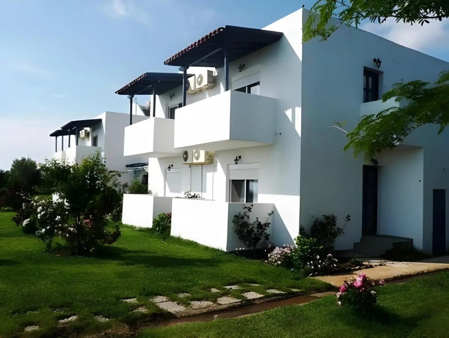 Samothraki Beach Apartments and Suites Hotel