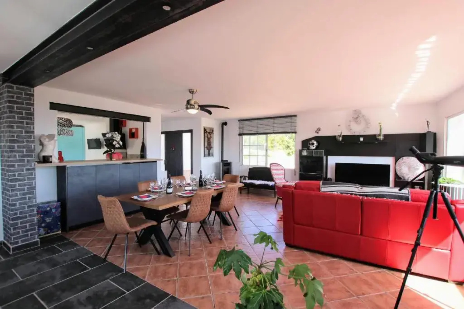 TESS Villa El Mirador