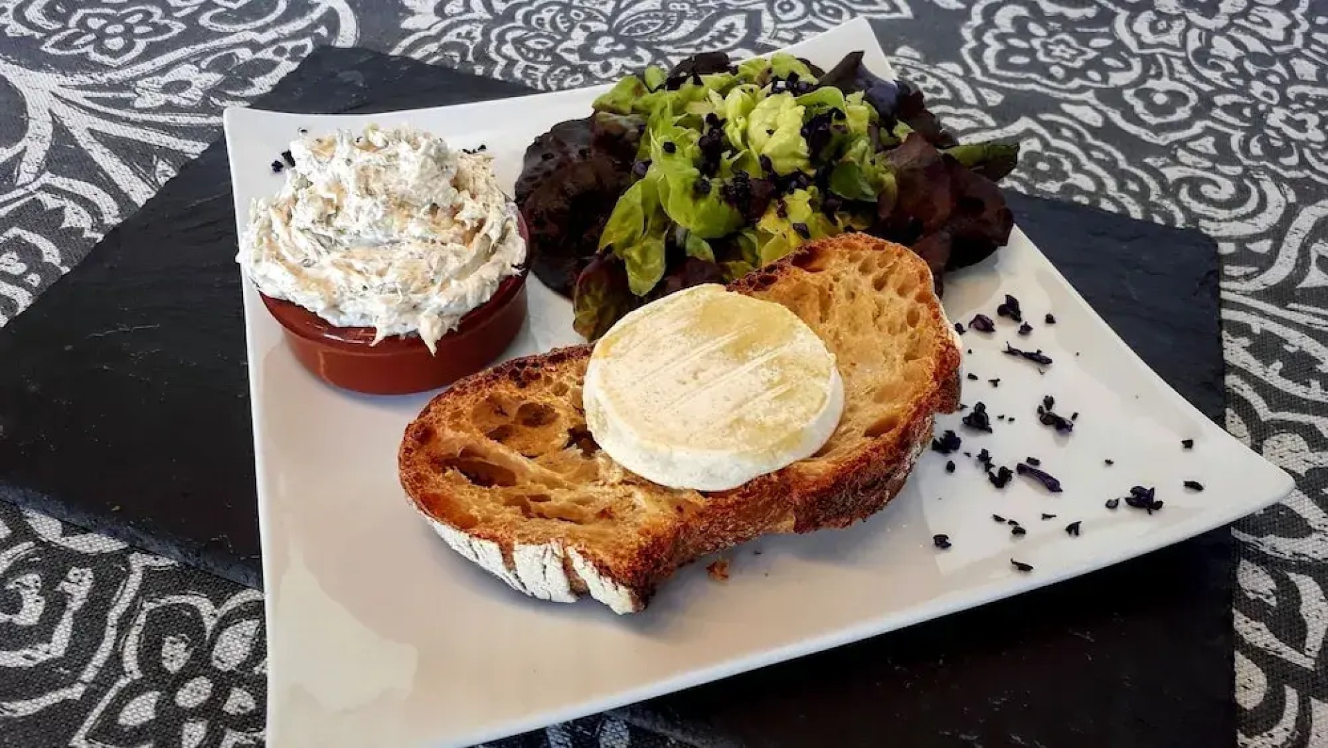 Logis Hôtel La Borie