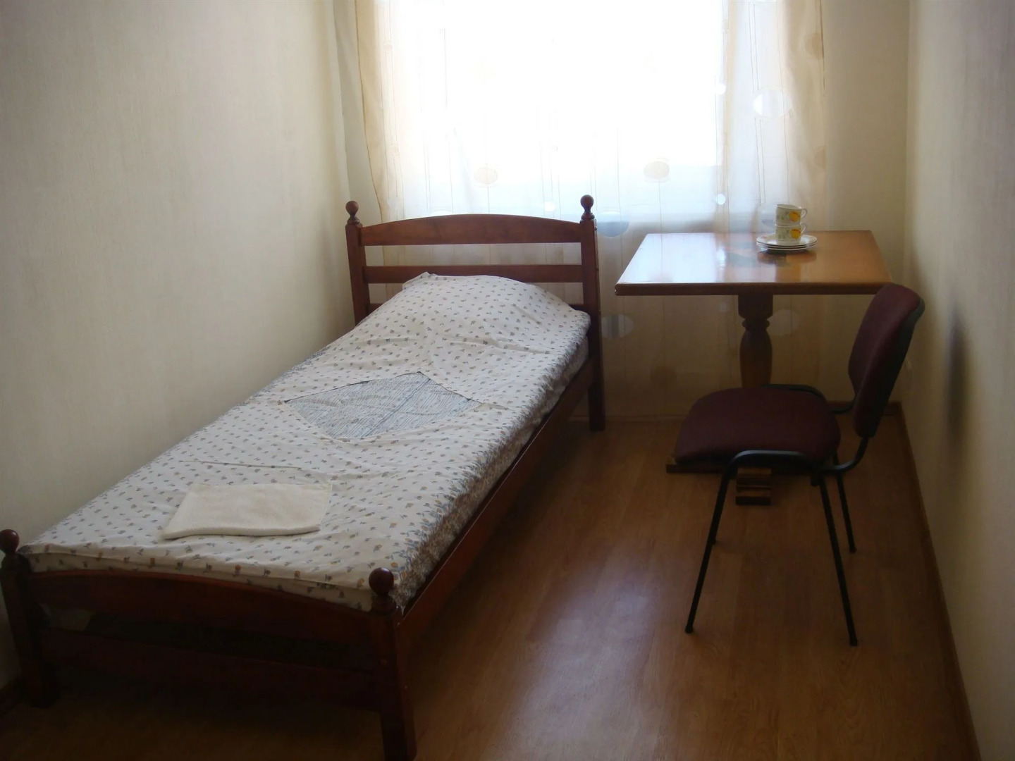 Cheap & Good Apartments