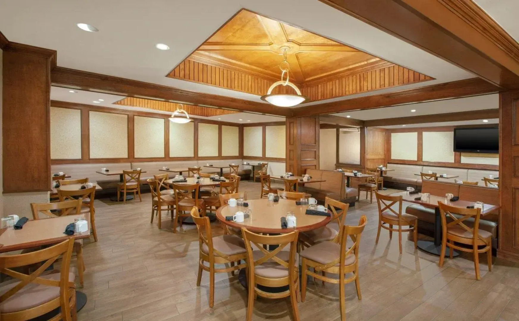 Holiday Inn Express Dallas Medical-Market Center by IHG