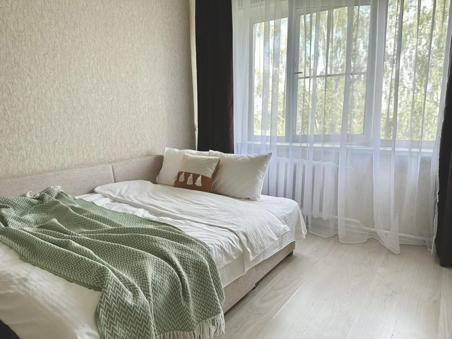 Доминго на улице Есенина 5