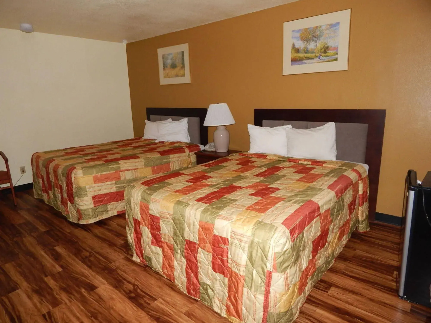 Regency Inn lola Kansas
