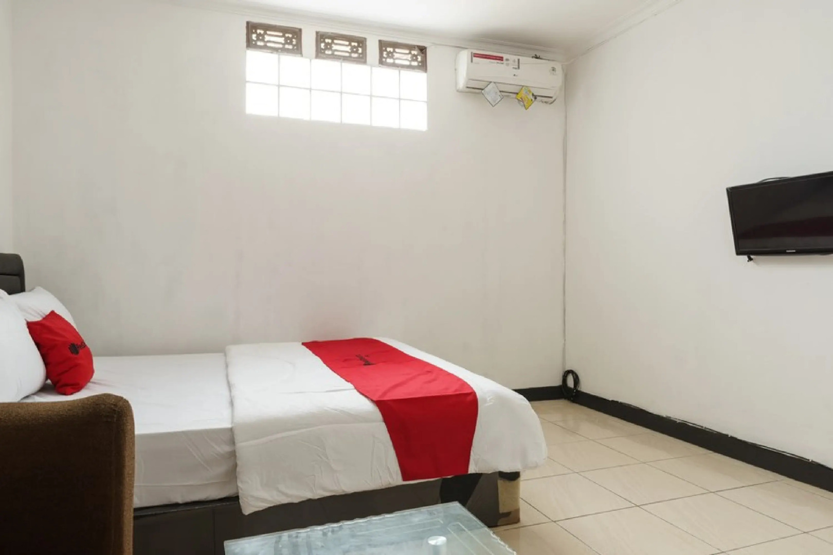 RedDoorz @ Cibogo Puncak Bogor 2