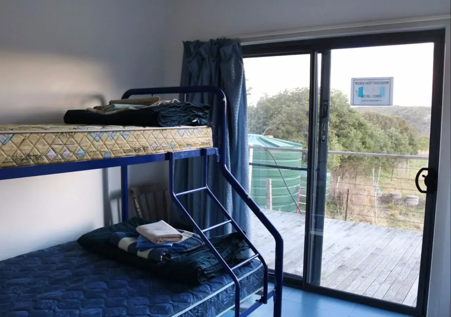 The 13th Apostle Backpackers