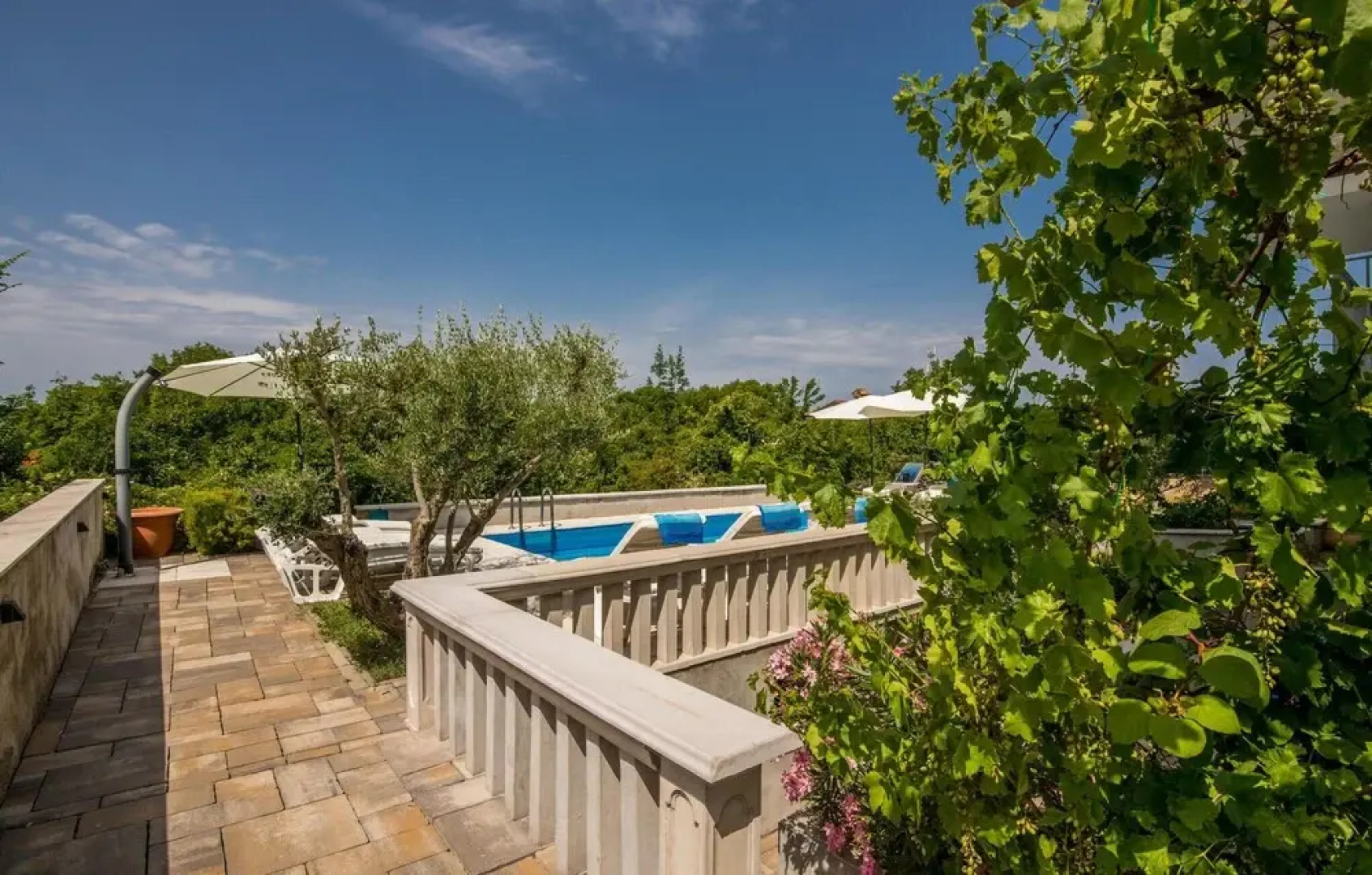 Amazing Home in Linardici With Wifi and 6 Bedrooms