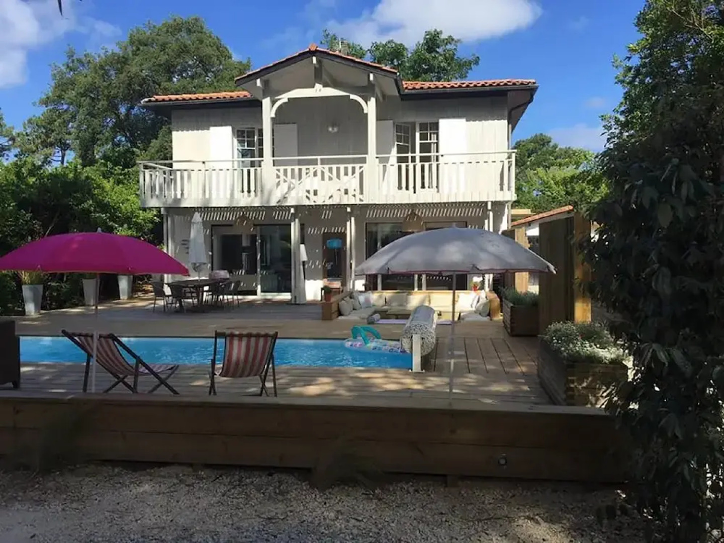 Luxury Villa in Lege-cap-ferret With Swimming Pool