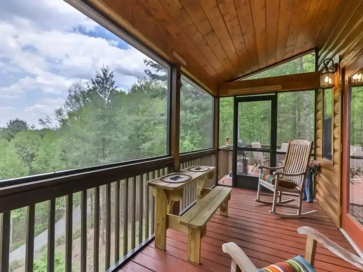 CHEROKEE SUNRISE LODGE Apartment 4 NEVAEH CABIN RENTALS