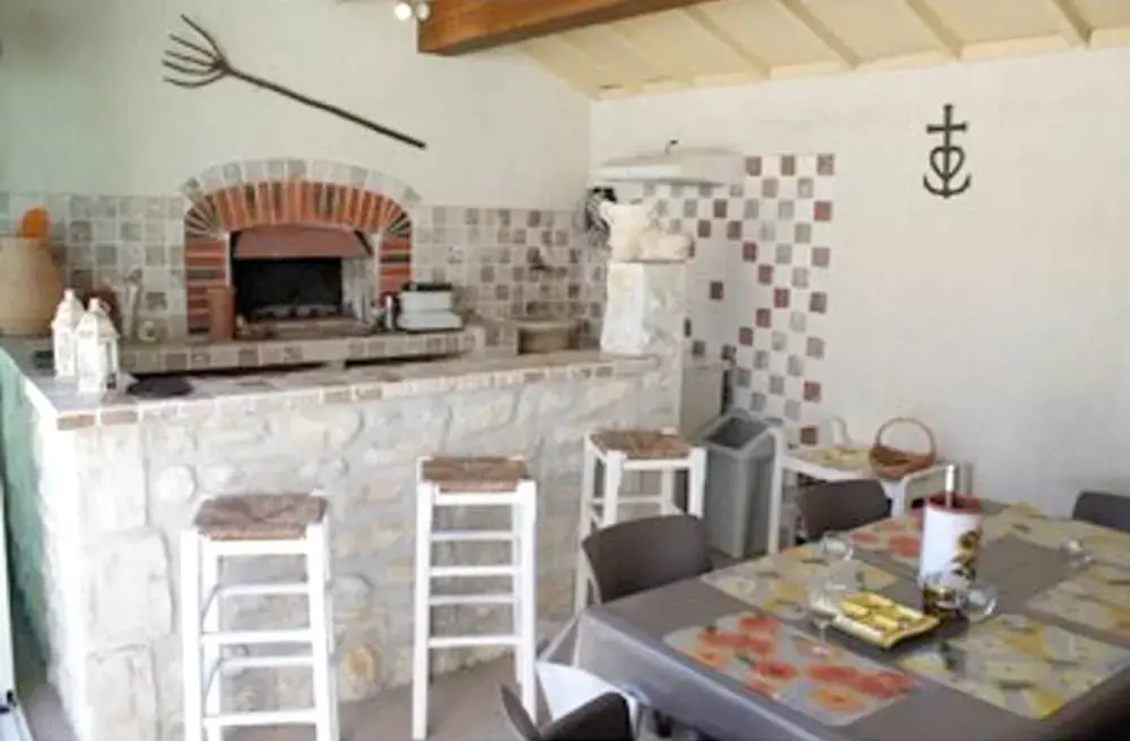 Villa With 3 Bedrooms in Maillane, With Private Pool, Enclosed Garden