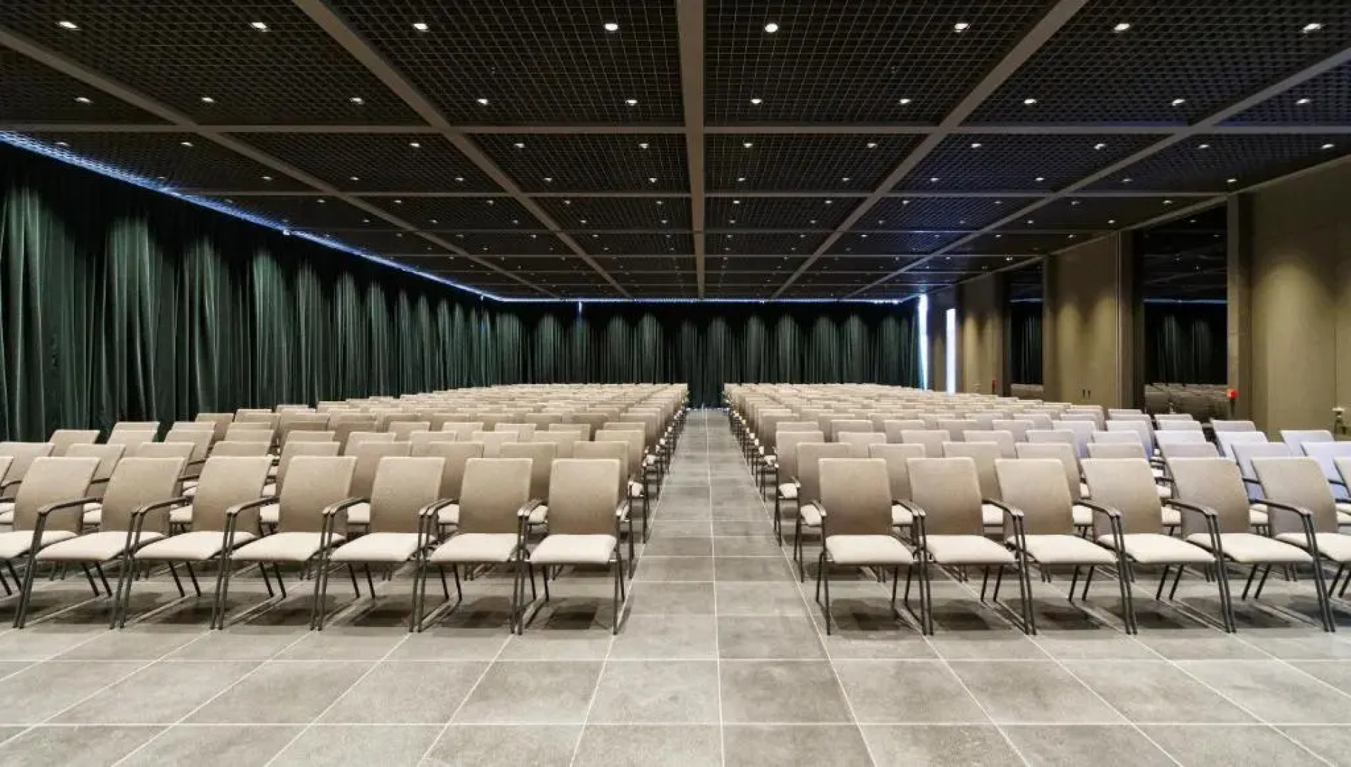 Maritim Hotel Plaza Tirana