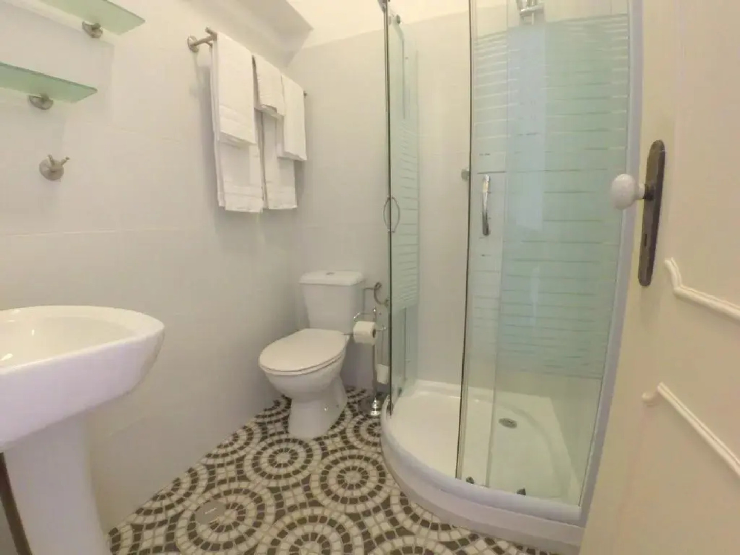 Roaz de Bandeira House